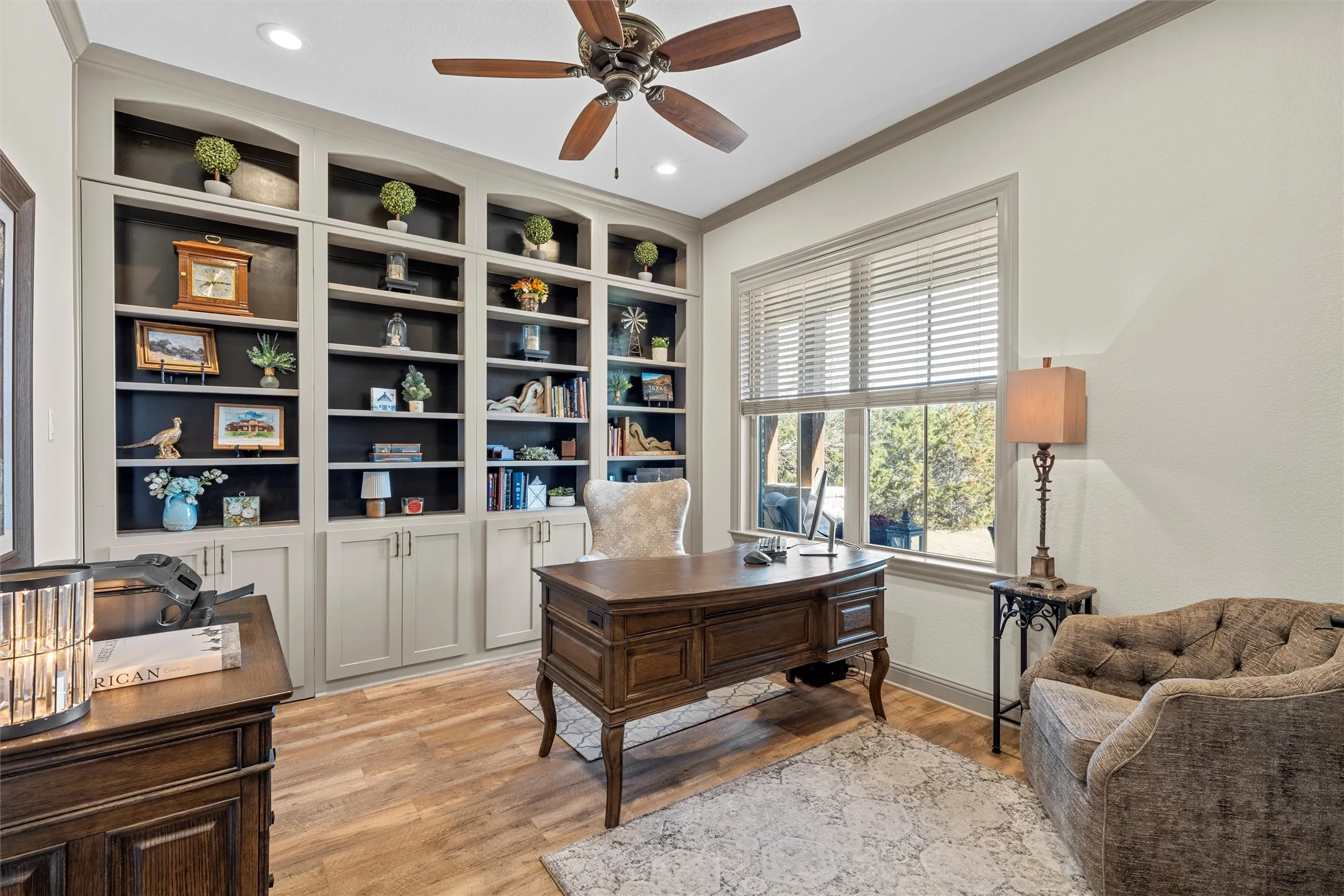 Single Family Residence For Sale in Mc Lennan County , 18503 Wortham Bend Road, China Spring, Texas 76633, 3 Bedroom, 3 Bathroom, 3 Garage spaces, 3,627 Sqft, built in 2020, mls#21152559, Real Estate Agent in China Spring, Homes For Sale in Mc Lennan county, Homes For Sale in China Spring, Realtor in China Spring Texas, Real Estate Brokerage Independent Realty Texas, Luminita Cordes Realtor