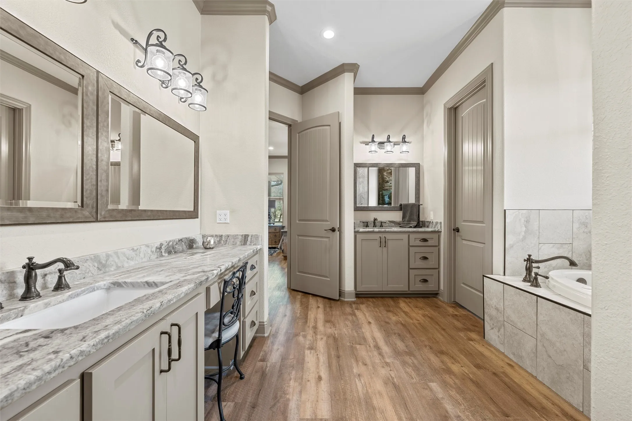 Single Family Residence For Sale in Mc Lennan County , 18503 Wortham Bend Road, China Spring, Texas 76633, 3 Bedroom, 3 Bathroom, 3 Garage spaces, 3,627 Sqft, built in 2020, mls#21152559, Real Estate Agent in China Spring, Homes For Sale in Mc Lennan county, Homes For Sale in China Spring, Realtor in China Spring Texas, Real Estate Brokerage Independent Realty Texas, Luminita Cordes Realtor
