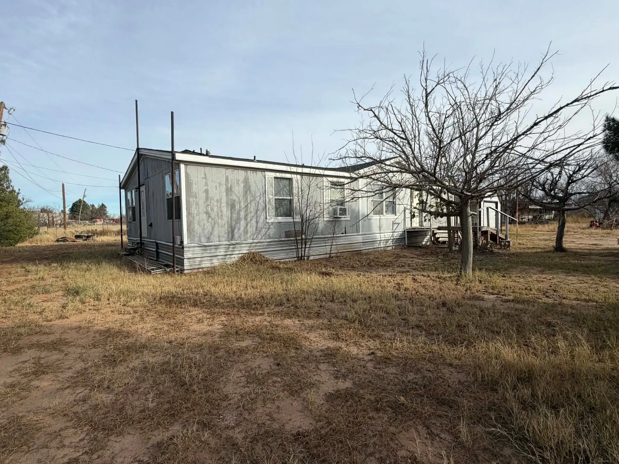 Mobile Home For Sale in Howard County , 201 Pine Road, Big Spring, Texas 79720, 3 Bedroom, 2 Bathroom, Garage spaces, 2,469 Sqft, built in 1997, mls#21157840, Real Estate Agent in Big Spring, Homes For Sale in Howard county, Homes For Sale in Big Spring, Realtor in Big Spring Texas, Real Estate Brokerage Independent Realty Texas, Luminita Cordes Realtor