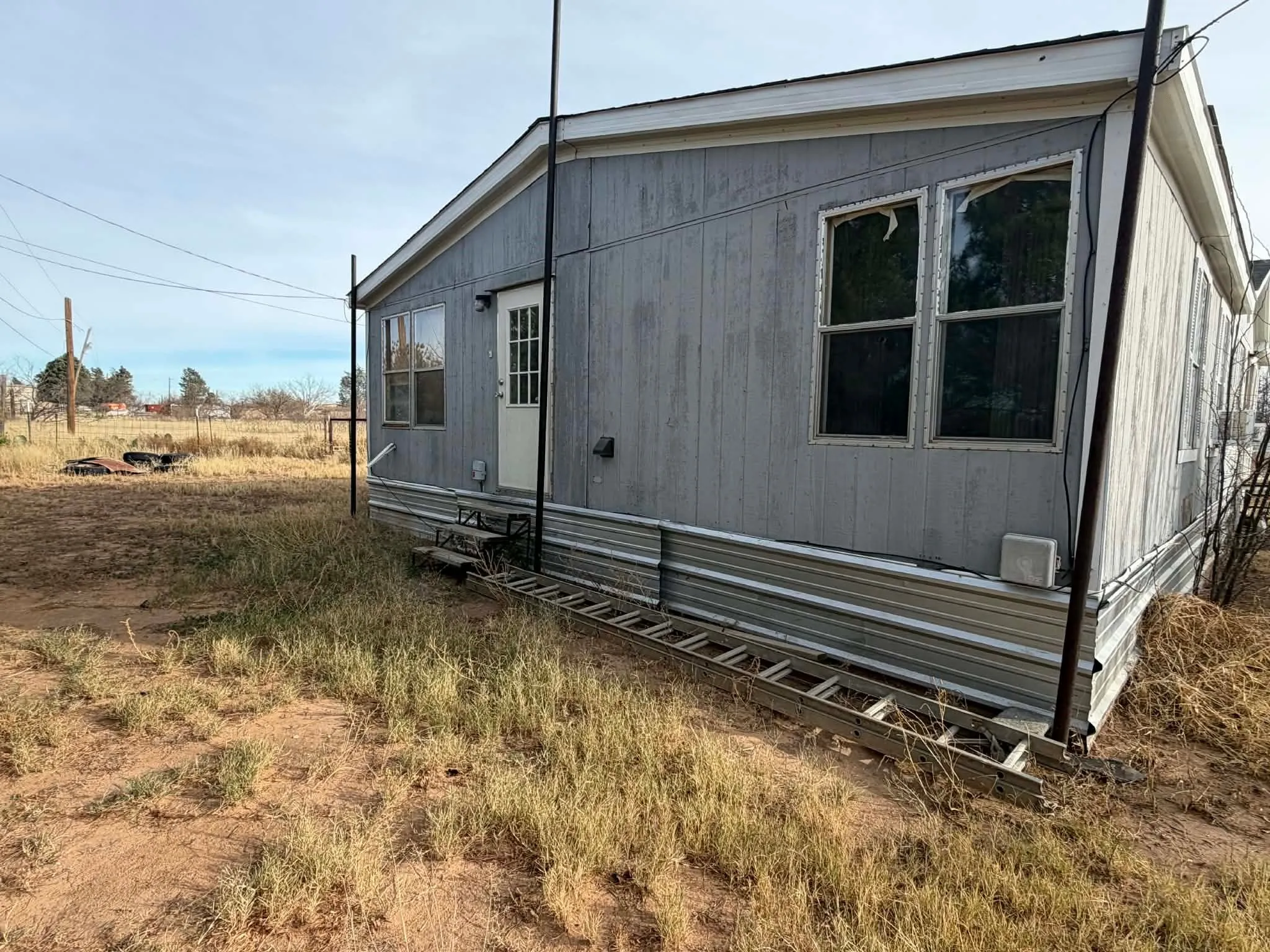 Mobile Home For Sale in Howard County , 201 Pine Road, Big Spring, Texas 79720, 3 Bedroom, 2 Bathroom, Garage spaces, 2,469 Sqft, built in 1997, mls#21157840, Real Estate Agent in Big Spring, Homes For Sale in Howard county, Homes For Sale in Big Spring, Realtor in Big Spring Texas, Real Estate Brokerage Independent Realty Texas, Luminita Cordes Realtor