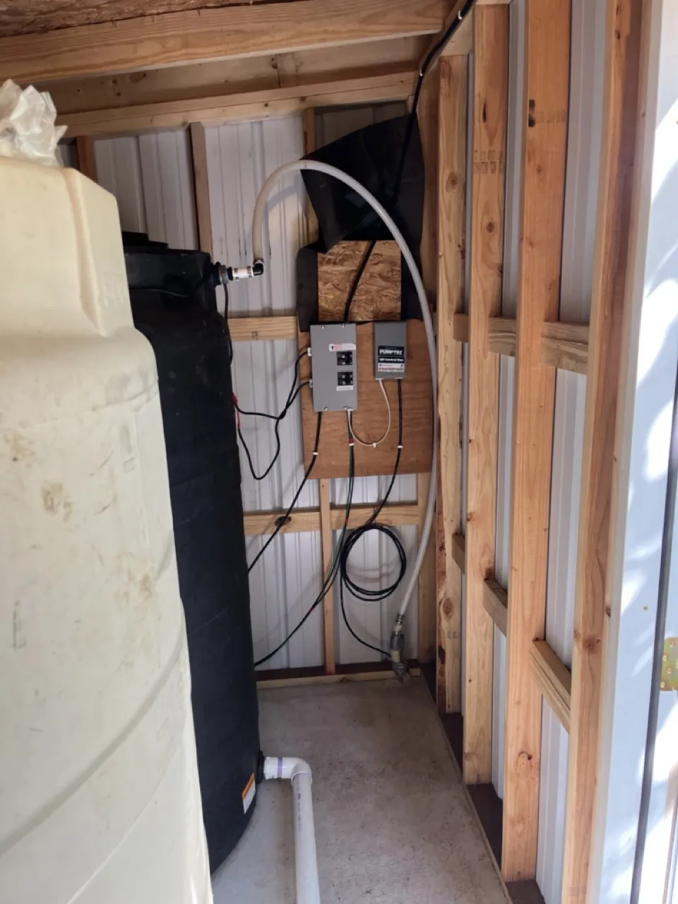 Apartment For Sale in Erath County , 483 Private Road 729, Bluff Dale, Texas 76433, 3 Bedroom, 2 Bathroom, Garage spaces, 1,635 Sqft, built in 1976, Preowned, mls#21157958, Real Estate Agent in Bluff Dale, Homes For Sale in Erath county, Homes For Sale in Bluff Dale, Realtor in Bluff Dale Texas, Real Estate Brokerage Independent Realty Texas, Luminita Cordes Realtor