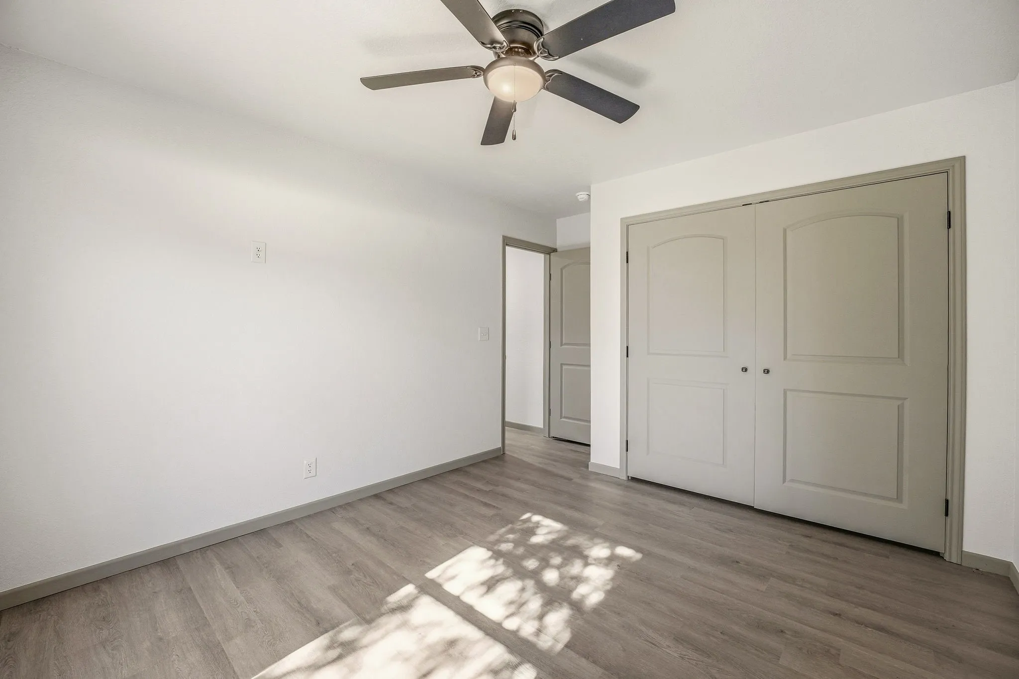 Apartment For Sale in Erath County , 483 Private Road 729, Bluff Dale, Texas 76433, 3 Bedroom, 2 Bathroom, Garage spaces, 1,635 Sqft, built in 1976, Preowned, mls#21157958, Real Estate Agent in Bluff Dale, Homes For Sale in Erath county, Homes For Sale in Bluff Dale, Realtor in Bluff Dale Texas, Real Estate Brokerage Independent Realty Texas, Luminita Cordes Realtor