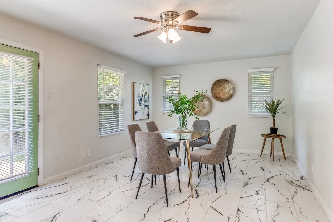 Single Family Residence For Sale in Dallas County , 2417 San Paula Avenue, Dallas, Texas 75228, 4 Bedroom, 3 Bathroom, 1 Garage spaces, 1,794 Sqft, built in 1953, Preowned, mls#21158038, Real Estate Agent in Dallas, Homes For Sale in Dallas county, Homes For Sale in Dallas, Realtor in Dallas Texas, Real Estate Brokerage Independent Realty Texas, Luminita Cordes Realtor