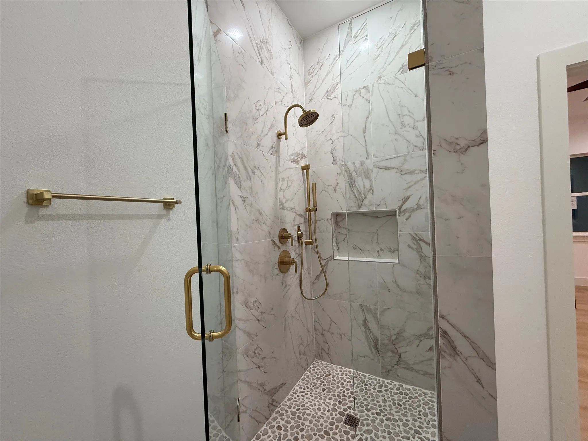 Single Family Residence For Sale in Kaufman County , 7442 County Road 4023 Road, Kemp, Texas 75143, 4 Bedroom, 3 Bathroom, 2 Garage spaces, 2,419 Sqft, built in 2026, New Construction - Complete, mls#21124143, Real Estate Agent in Kemp, Homes For Sale in Kaufman county, Homes For Sale in Kemp, Realtor in Kemp Texas, Real Estate Brokerage Independent Realty Texas, Luminita Cordes Realtor