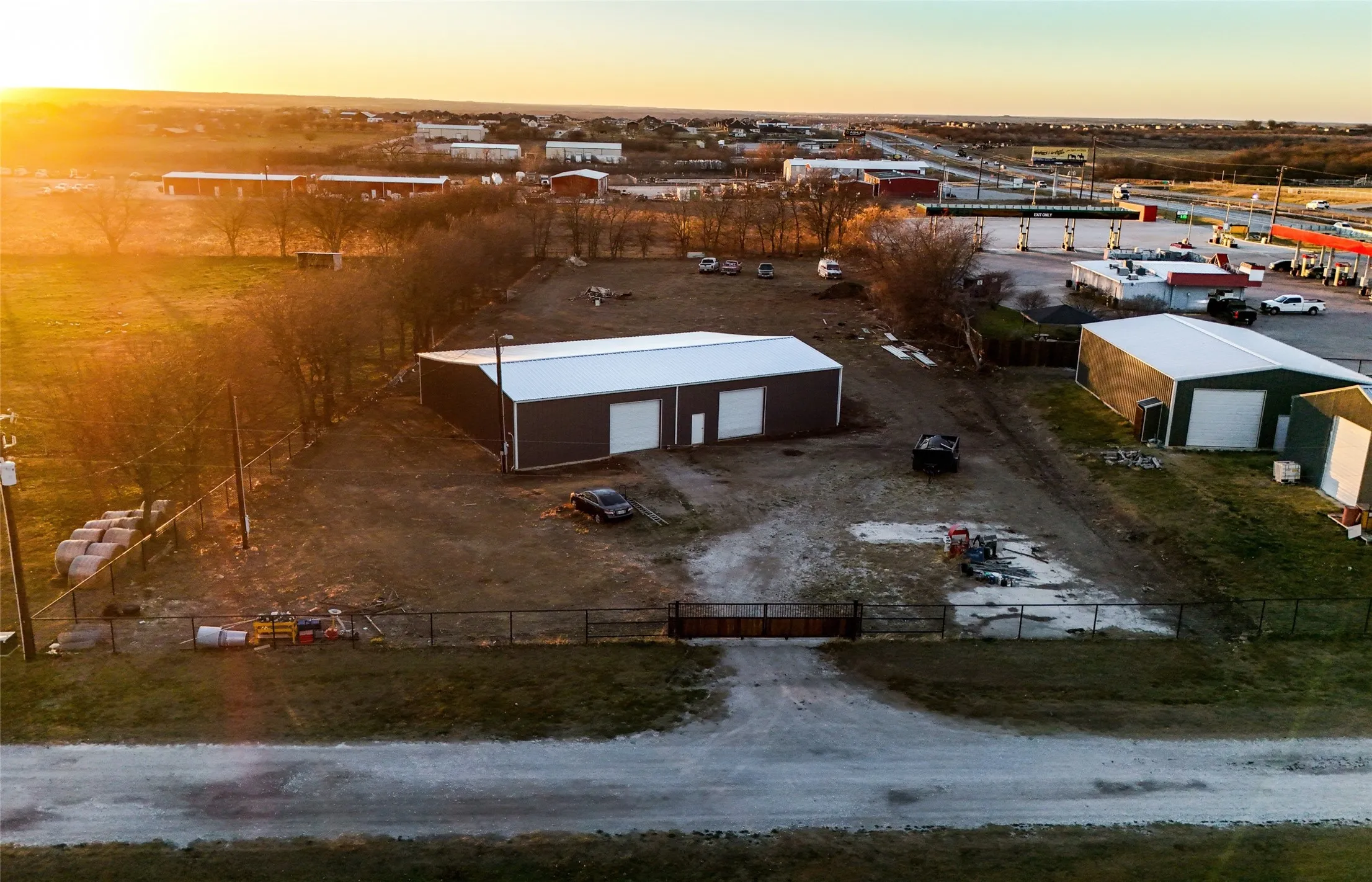 Warehouse For Sale in Denton County , 17549 US Highway 380 W, Ponder, Texas 76259, 0, 0, Garage spaces, 0 Sqft, built in 2025, Preowned, mls#21158094, Real Estate Agent in Ponder, Homes For Sale in Denton county, Homes For Sale in Ponder, Realtor in Ponder Texas, Real Estate Brokerage Independent Realty Texas, Luminita Cordes Realtor