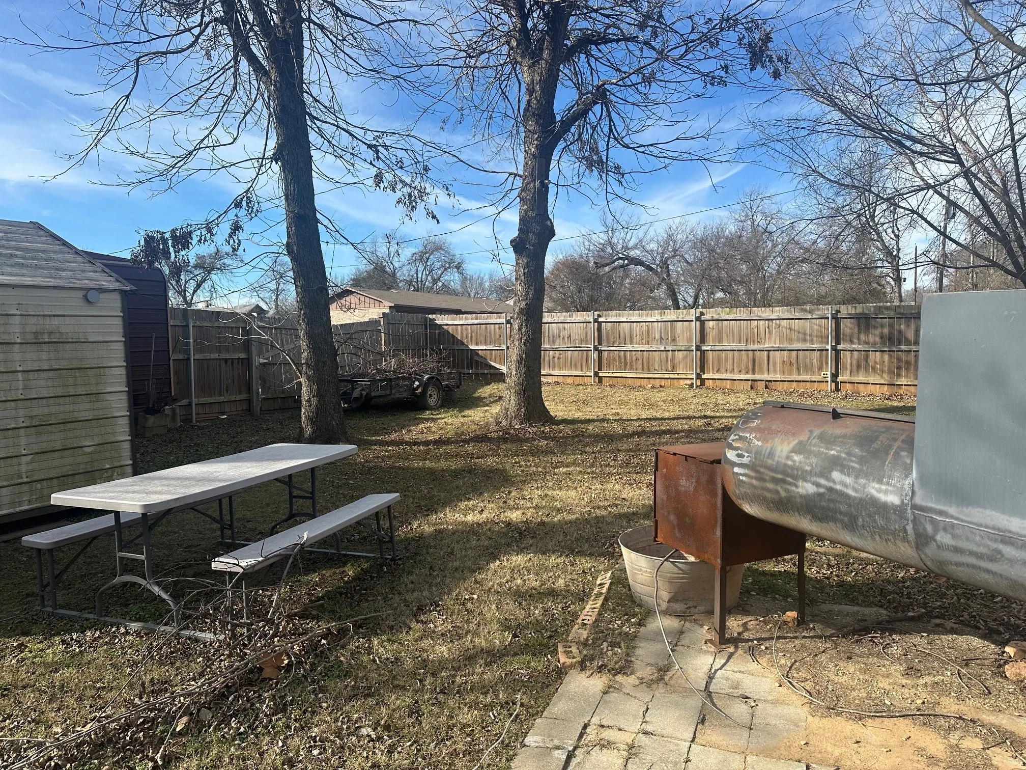Large yard for entertaining.