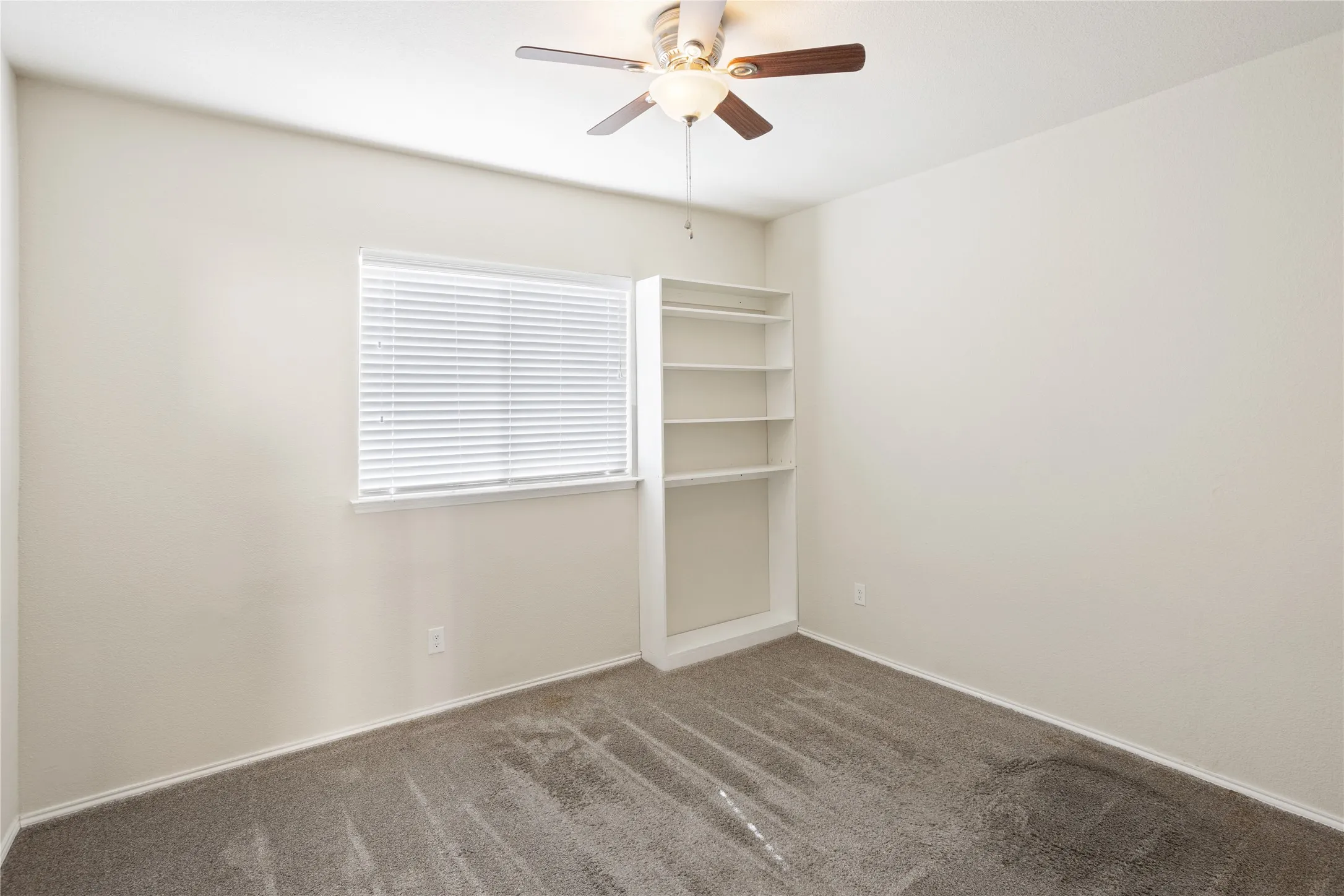 Single Family Residence For Sale in Denton County , 9021 Benevolent Court, Providence Village, Texas 76227, 3 Bedrooms, 2 Bathrooms, 2 Garage spaces, 2,131 Sqft, built in 2014, Preowned, Price $299,000, mls#21156617, Real Estate Agent in Providence Village, Homes For Sale in Denton county, Homes For Sale in Providence Village, Realtor in Providence Village Texas, Real Estate Brokerage Independent Realty Texas, Luminita Cordes Realtor