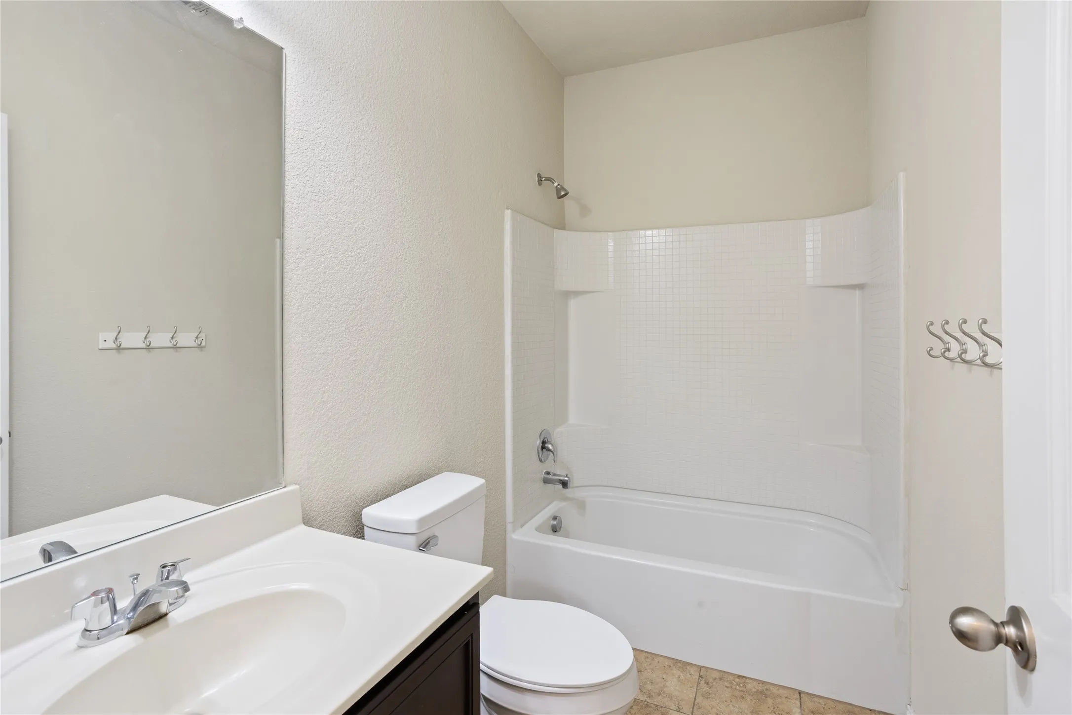 Single Family Residence For Sale in Denton County , 9021 Benevolent Court, Providence Village, Texas 76227, 3 Bedrooms, 2 Bathrooms, 2 Garage spaces, 2,131 Sqft, built in 2014, Preowned, Price $299,000, mls#21156617, Real Estate Agent in Providence Village, Homes For Sale in Denton county, Homes For Sale in Providence Village, Realtor in Providence Village Texas, Real Estate Brokerage Independent Realty Texas, Luminita Cordes Realtor
