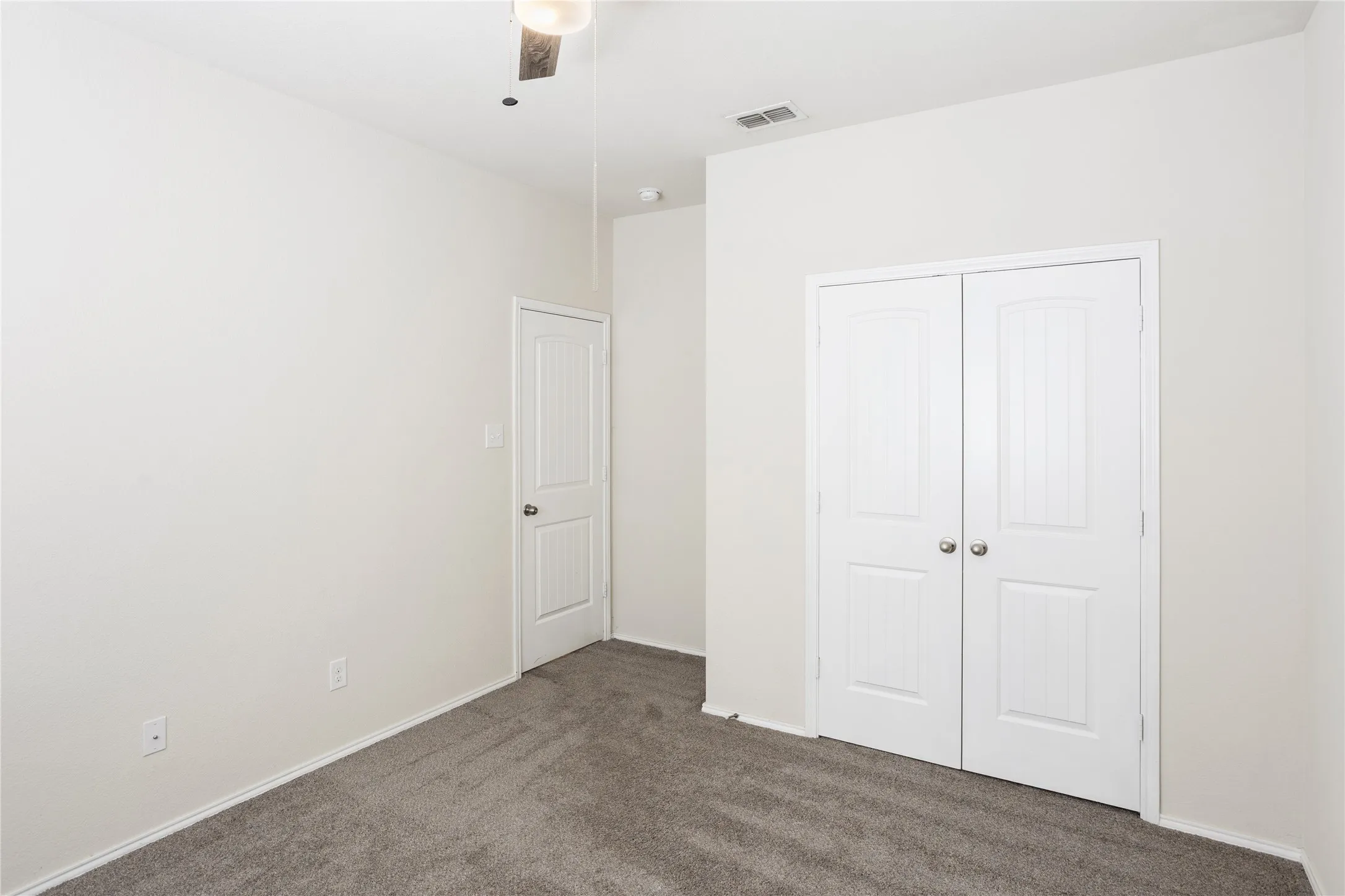 Single Family Residence For Sale in Denton County , 9021 Benevolent Court, Providence Village, Texas 76227, 3 Bedrooms, 2 Bathrooms, 2 Garage spaces, 2,131 Sqft, built in 2014, Preowned, Price $299,000, mls#21156617, Real Estate Agent in Providence Village, Homes For Sale in Denton county, Homes For Sale in Providence Village, Realtor in Providence Village Texas, Real Estate Brokerage Independent Realty Texas, Luminita Cordes Realtor