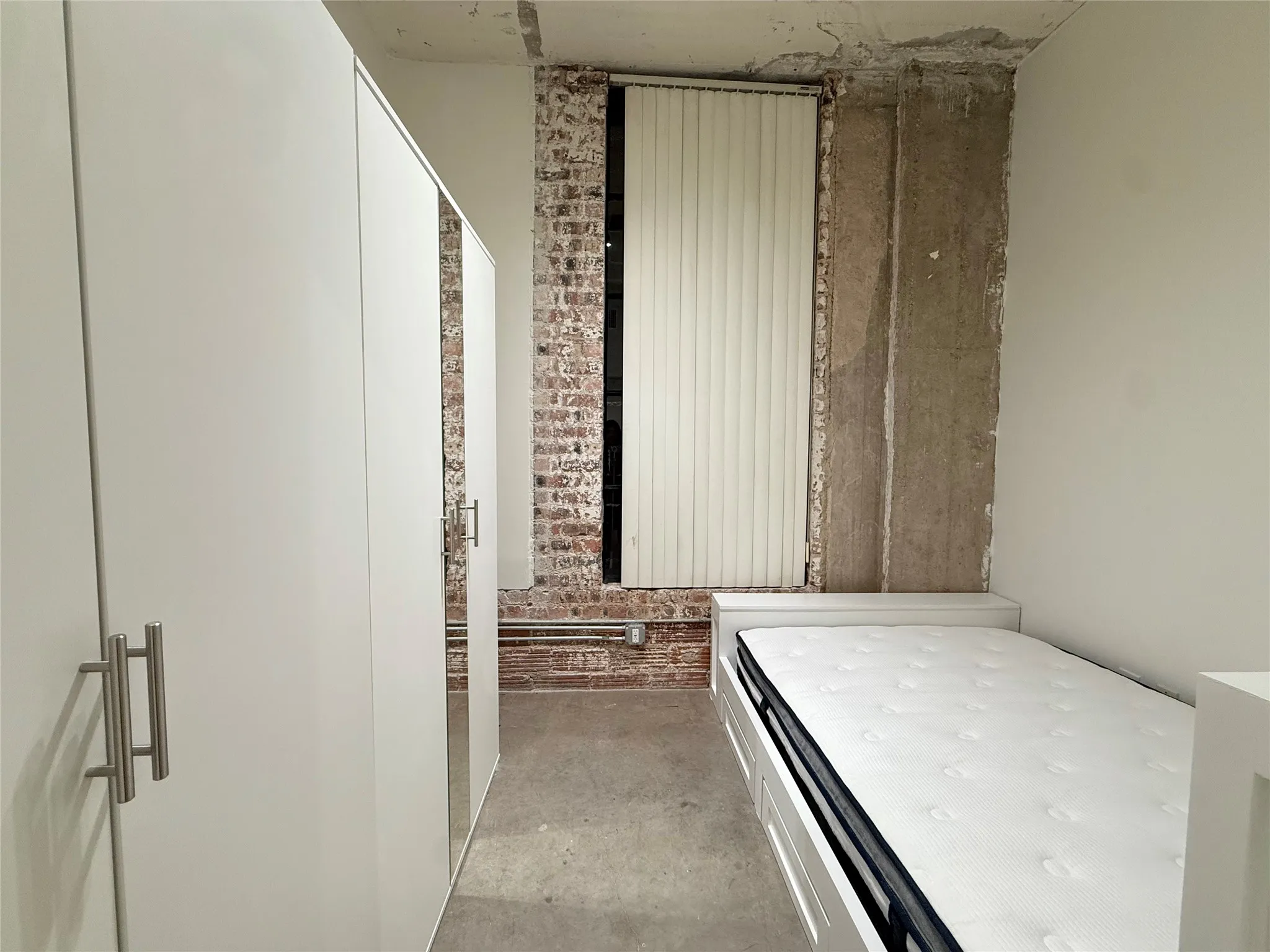 Condominium For Rent in Dallas County , 1122 Jackson Street 522, Dallas, Texas 75202, 2 Bedrooms, 1 Bathroom, 1 Garage spaces, 840 Sqft, built in 1925, Preowned, Price $1,900, mls#21158115, Real Estate Agent in Dallas, Homes For Rent in Dallas county, Homes For Rent in Dallas, Realtor in Dallas Texas, Real Estate Brokerage Independent Realty Texas, Luminita Cordes Realtor