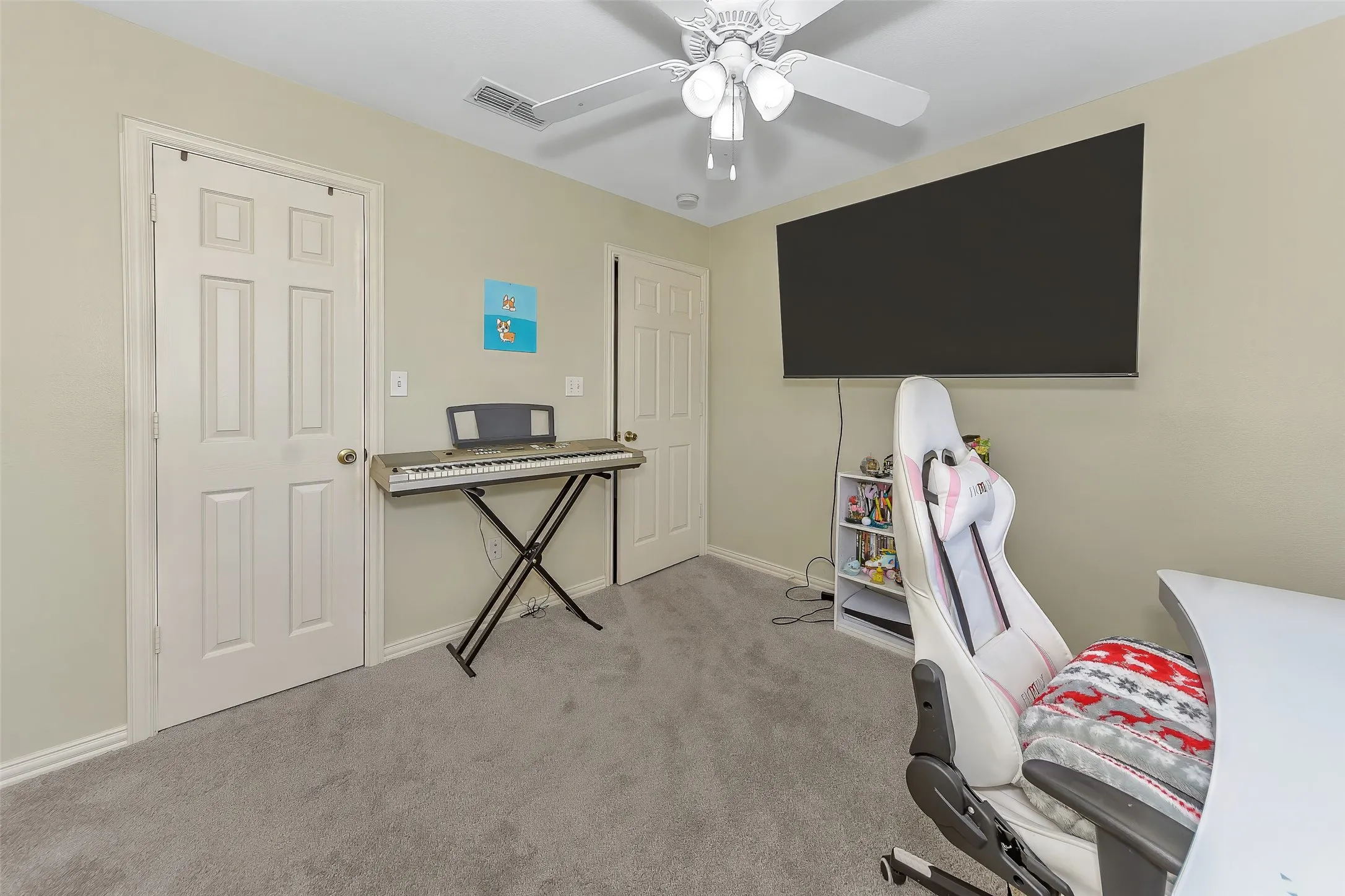 Single Family Residence For Sale in Collin County , 203 N Church Street, Blue Ridge, Texas 75424, 3 Bedrooms, 2 Bathrooms, 2 Garage spaces, 1,353 Sqft, built in 2004, Price $299,900, mls#21158519, Real Estate Agent in Blue Ridge, Homes For Sale in Collin county, Homes For Sale in Blue Ridge, Realtor in Blue Ridge Texas, Real Estate Brokerage Independent Realty Texas, Luminita Cordes Realtor