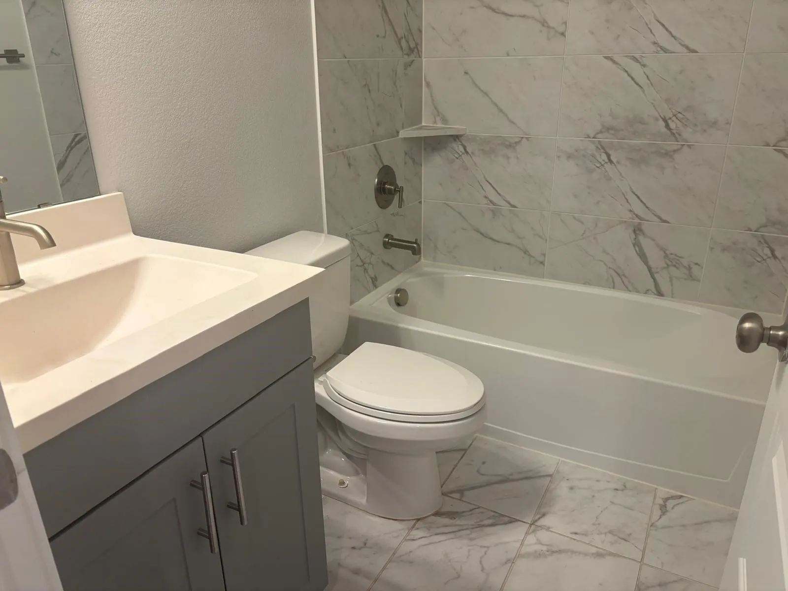 Townhouse For Rent in Tarrant County , 825 W Mayfield Road 224, Arlington, Texas 76015, 3 Bedroom, 3 Bathroom, Garage spaces, 1,275 Sqft, built in 2025, mls#21158666, Real Estate Agent in Arlington, Homes For Rent in Tarrant county, Homes For Rent in Arlington, Realtor in Arlington Texas, Real Estate Brokerage Independent Realty Texas, Luminita Cordes Realtor