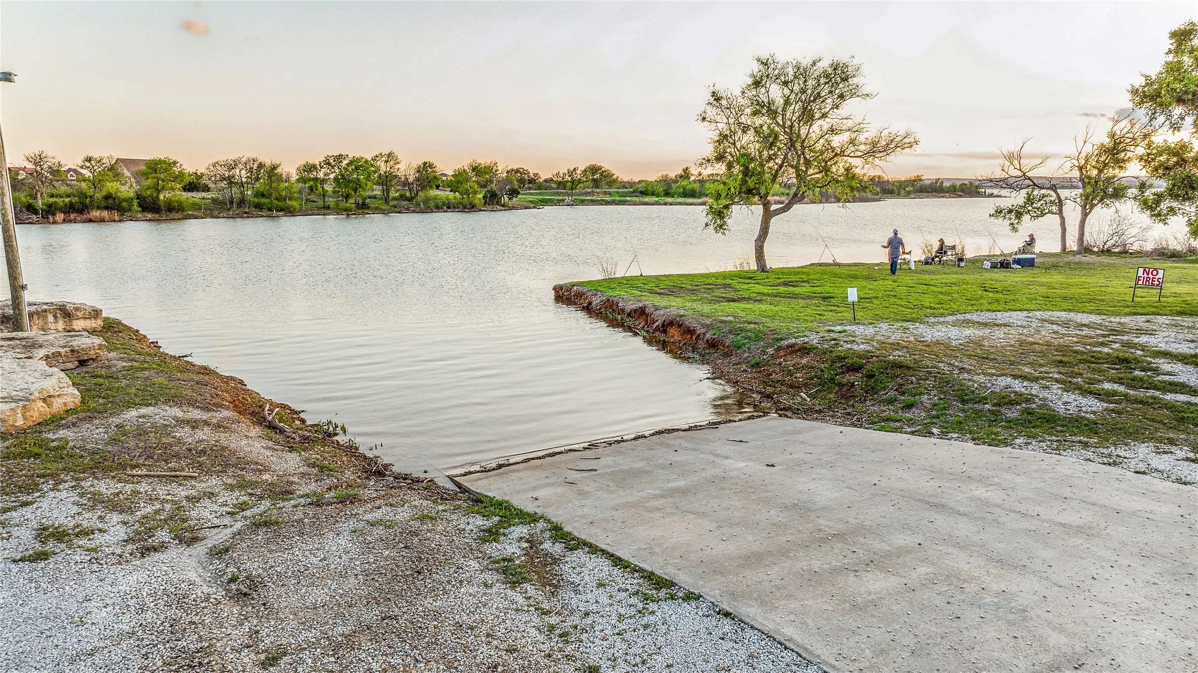 community boat ramp to PK Lake