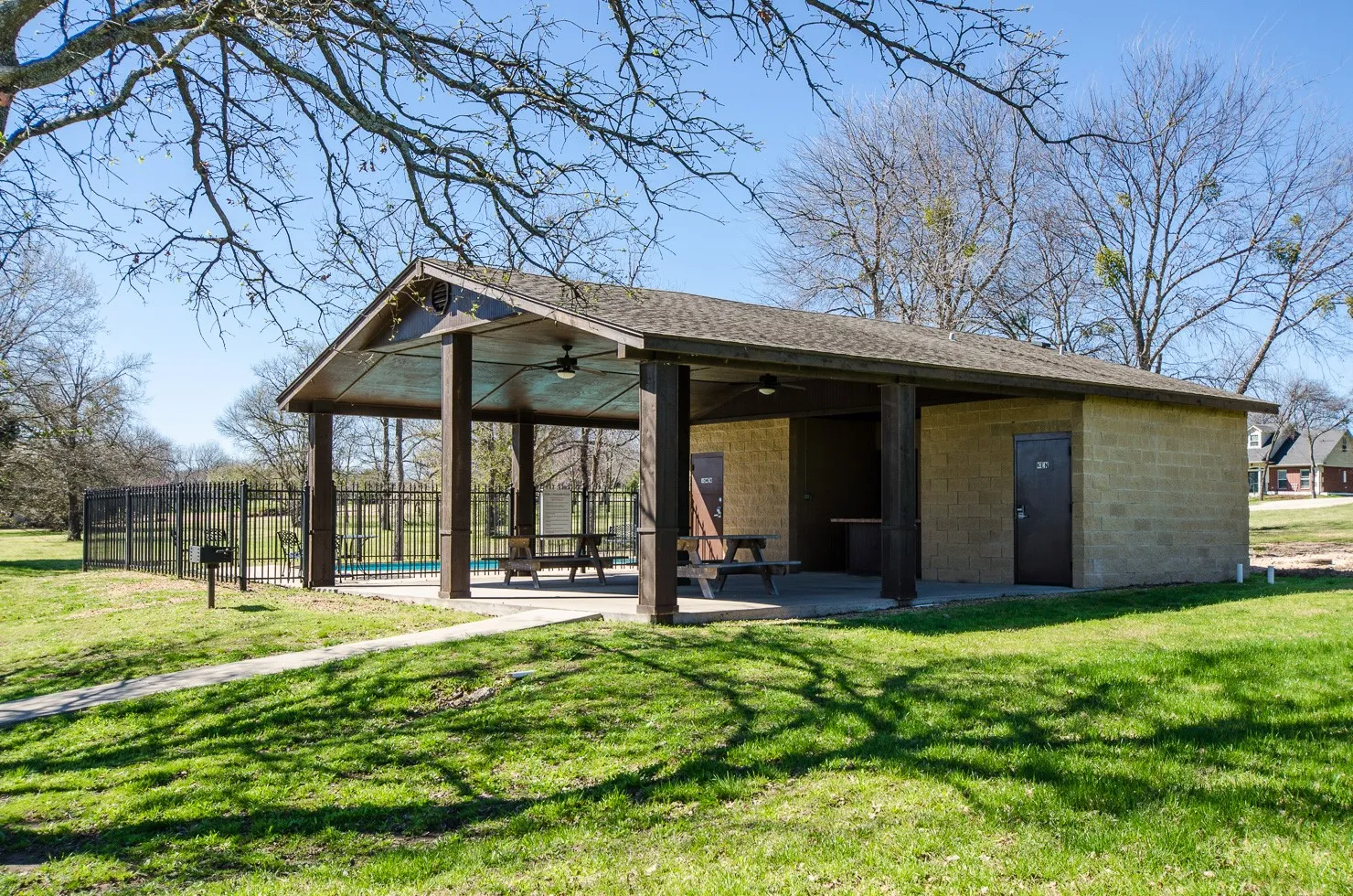 Unimproved Land For Sale in Navarro County , Lot 7 & 8 Francisco Bay Drive, Kerens, Texas 75144, 0, 0, Garage spaces, 0 Sqft, built in 0, Price $45,000, mls#21155600, Real Estate Agent in Kerens, Homes For Sale in Navarro county, Homes For Sale in Kerens, Realtor in Kerens Texas, Real Estate Brokerage Independent Realty Texas, Luminita Cordes Realtor