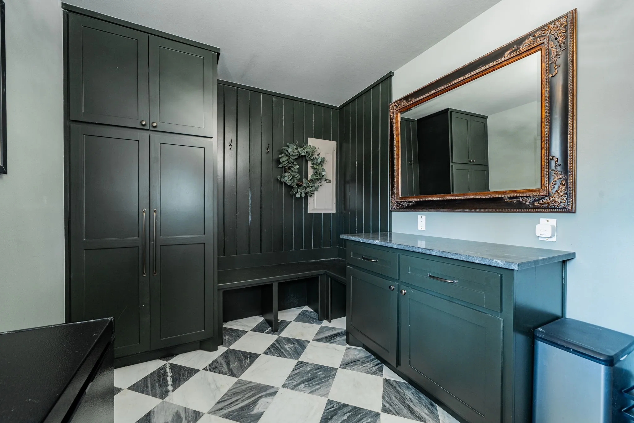 Single Family Residence For Sale in Hopkins County , 142 Cedar Lane, Sulphur Springs, Texas 75482, 4 Bedroom, 3 Bathroom, Garage spaces, 3,415 Sqft, built in 1972, mls#21145254, Real Estate Agent in Sulphur Springs, Homes For Sale in Hopkins county, Homes For Sale in Sulphur Springs, Realtor in Sulphur Springs Texas, Real Estate Brokerage Independent Realty Texas, Luminita Cordes Realtor