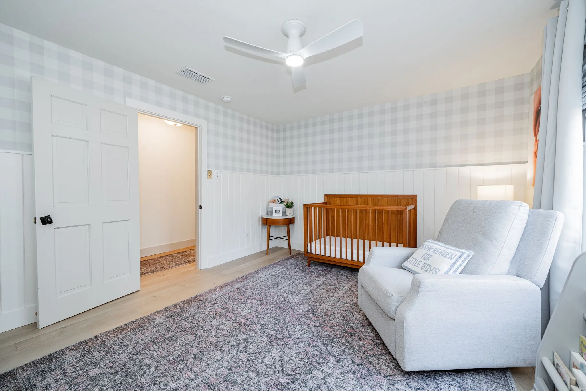 Single Family Residence For Sale in Hopkins County , 142 Cedar Lane, Sulphur Springs, Texas 75482, 4 Bedroom, 3 Bathroom, Garage spaces, 3,415 Sqft, built in 1972, mls#21145254, Real Estate Agent in Sulphur Springs, Homes For Sale in Hopkins county, Homes For Sale in Sulphur Springs, Realtor in Sulphur Springs Texas, Real Estate Brokerage Independent Realty Texas, Luminita Cordes Realtor