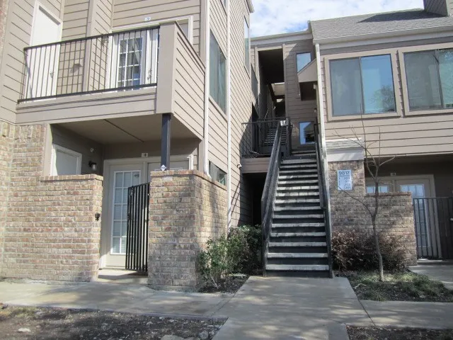 Condominium For Rent in Dallas County , 9813 Walnut Street 303, Dallas, Texas 75243, 1 Bedroom, 1 Bathroom, Garage spaces, 535 Sqft, built in 1981, mls#21158802, Real Estate Agent in Dallas, Homes For Rent in Dallas county, Homes For Rent in Dallas, Realtor in Dallas Texas, Real Estate Brokerage Independent Realty Texas, Luminita Cordes Realtor