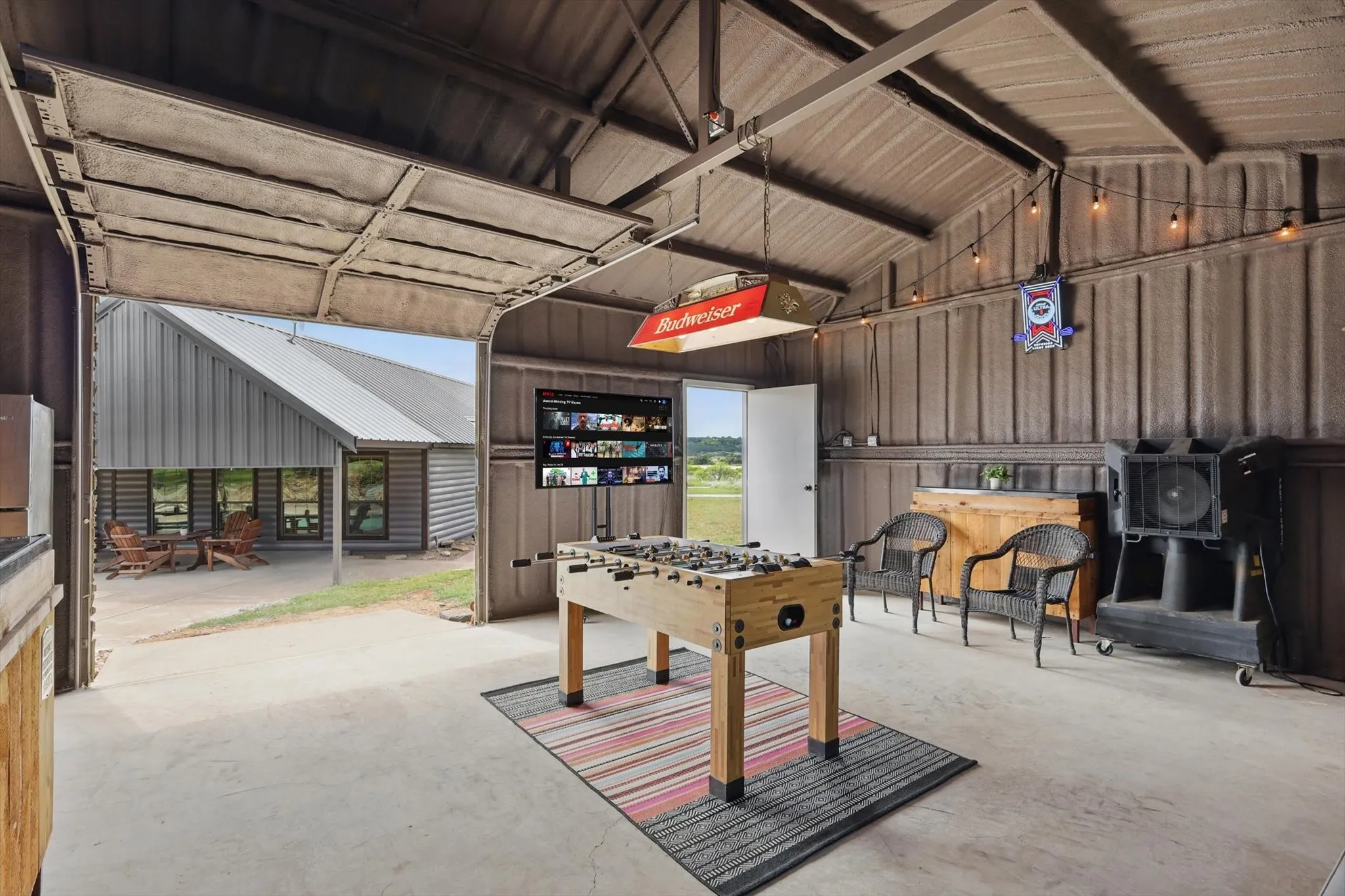 Single Family Residence For Sale in Palo Pinto County , 186 W Hells Gate Drive, Strawn, Texas 76475, 3 Bedrooms, 3 Bathrooms, 2 Garage spaces, 1,957 Sqft, built in 2005, Price $799,000, mls#21156277, Real Estate Agent in Strawn, Homes For Sale in Palo Pinto county, Homes For Sale in Strawn, Realtor in Strawn Texas, Real Estate Brokerage Independent Realty Texas, Luminita Cordes Realtor