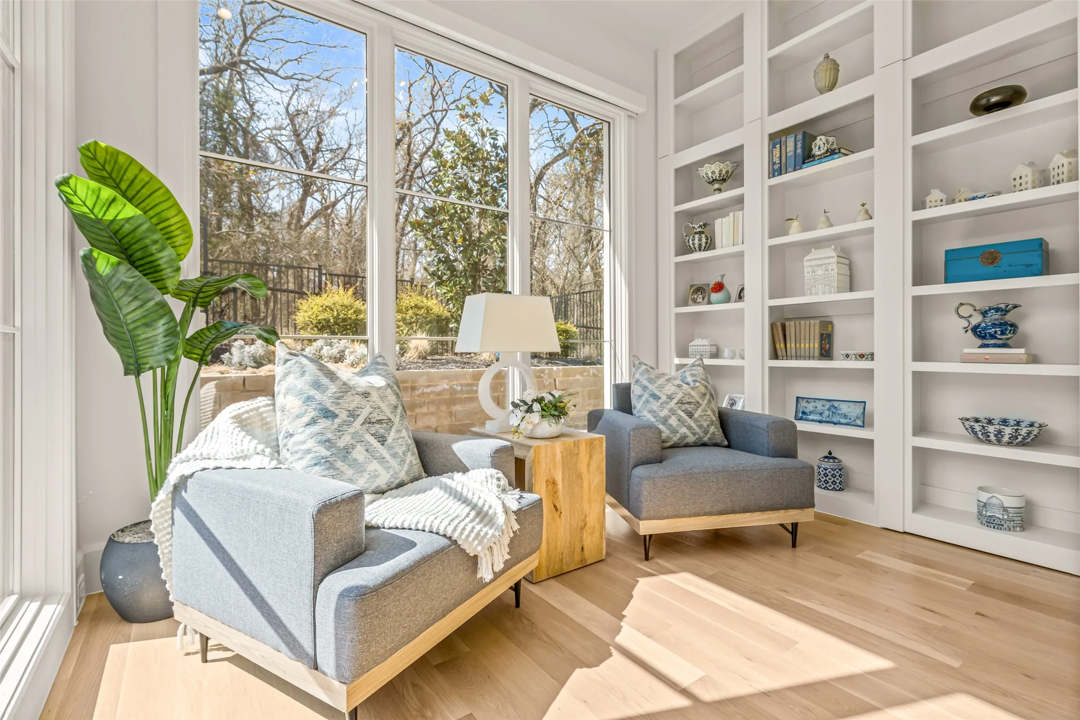 Single Family Residence For Sale in Tarrant County , 2119 Ascension Trail, Westlake, Texas 76262, 5 Bedroom, 6 Bathroom, 3 Garage spaces, 5,323 Sqft, built in 2023, Preowned, mls#21158866, Real Estate Agent in Westlake, Homes For Sale in Tarrant county, Homes For Sale in Westlake, Realtor in Westlake Texas, Real Estate Brokerage Independent Realty Texas, Luminita Cordes Realtor