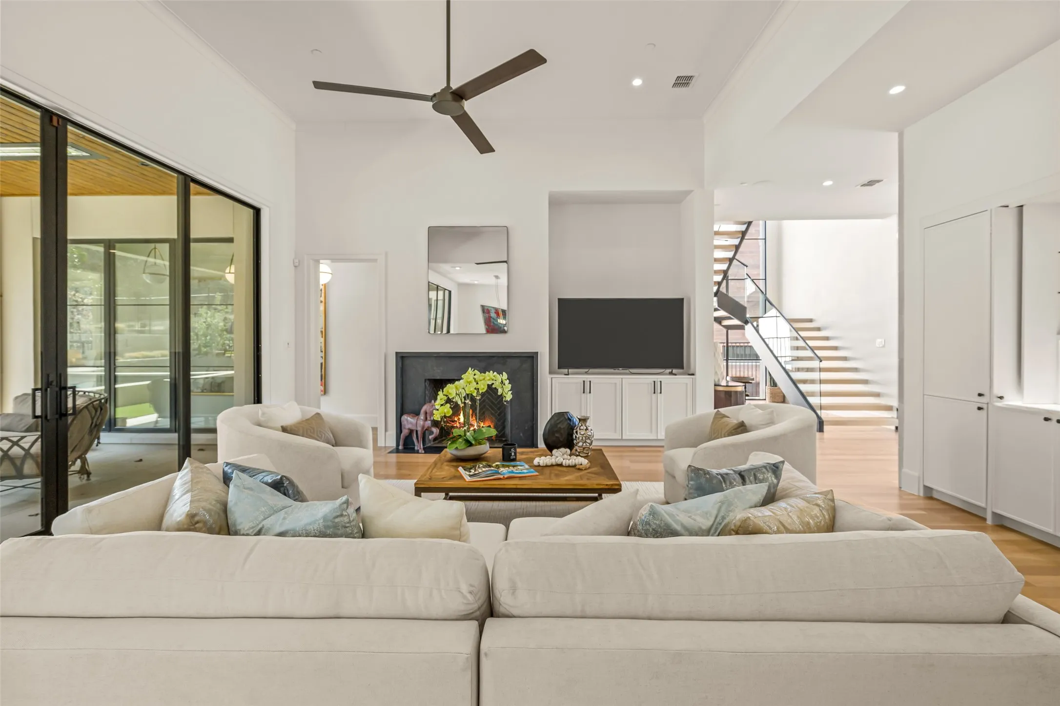 Single Family Residence For Sale in Tarrant County , 2119 Ascension Trail, Westlake, Texas 76262, 5 Bedroom, 6 Bathroom, 3 Garage spaces, 5,323 Sqft, built in 2023, Preowned, mls#21158866, Real Estate Agent in Westlake, Homes For Sale in Tarrant county, Homes For Sale in Westlake, Realtor in Westlake Texas, Real Estate Brokerage Independent Realty Texas, Luminita Cordes Realtor