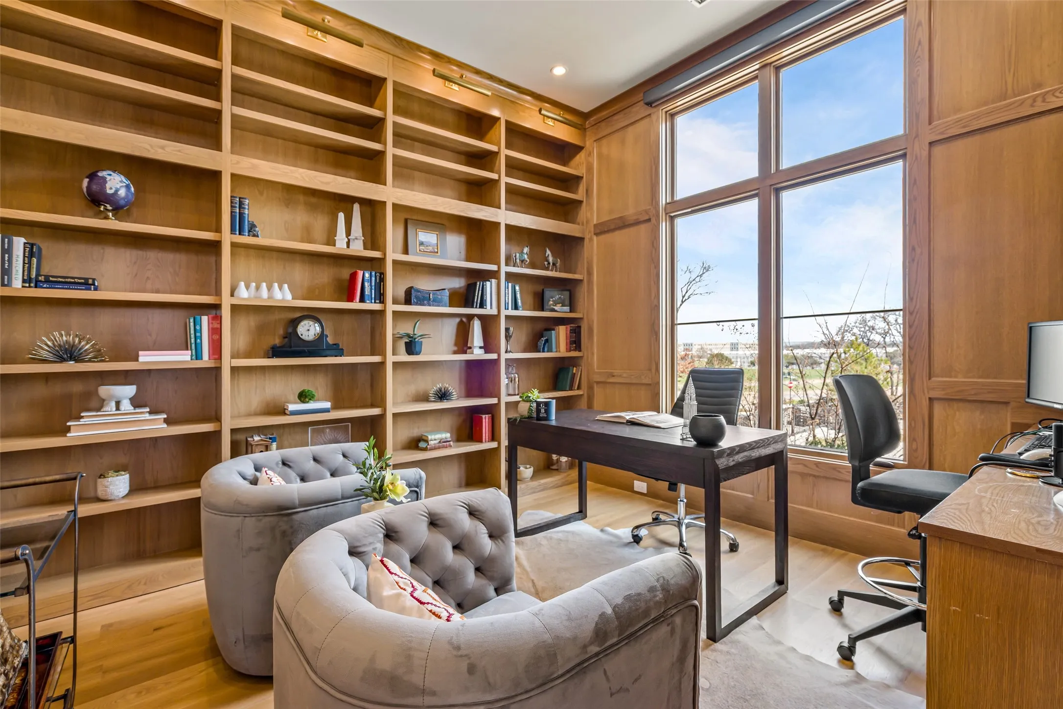 Single Family Residence For Sale in Tarrant County , 2119 Ascension Trail, Westlake, Texas 76262, 5 Bedroom, 6 Bathroom, 3 Garage spaces, 5,323 Sqft, built in 2023, Preowned, mls#21158866, Real Estate Agent in Westlake, Homes For Sale in Tarrant county, Homes For Sale in Westlake, Realtor in Westlake Texas, Real Estate Brokerage Independent Realty Texas, Luminita Cordes Realtor