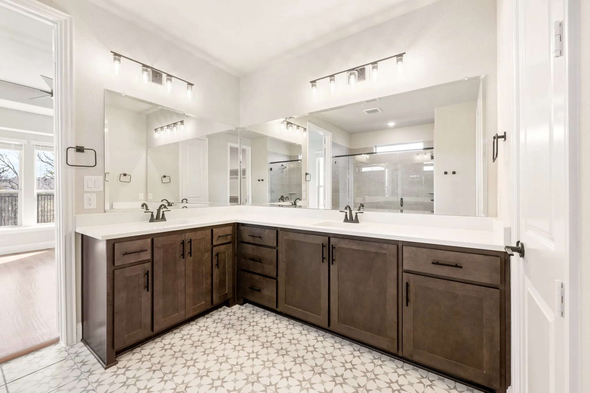 Single Family Residence For Sale in Denton County , 1306 Parkmont Court, Justin, Texas 76247, 5 Bedroom, 4 Bathroom, 2 Garage spaces, 3,485 Sqft, built in 2026, New Construction - Complete, mls#21157912, Real Estate Agent in Justin, Homes For Sale in Denton county, Homes For Sale in Justin, Realtor in Justin Texas, Real Estate Brokerage Independent Realty Texas, Luminita Cordes Realtor