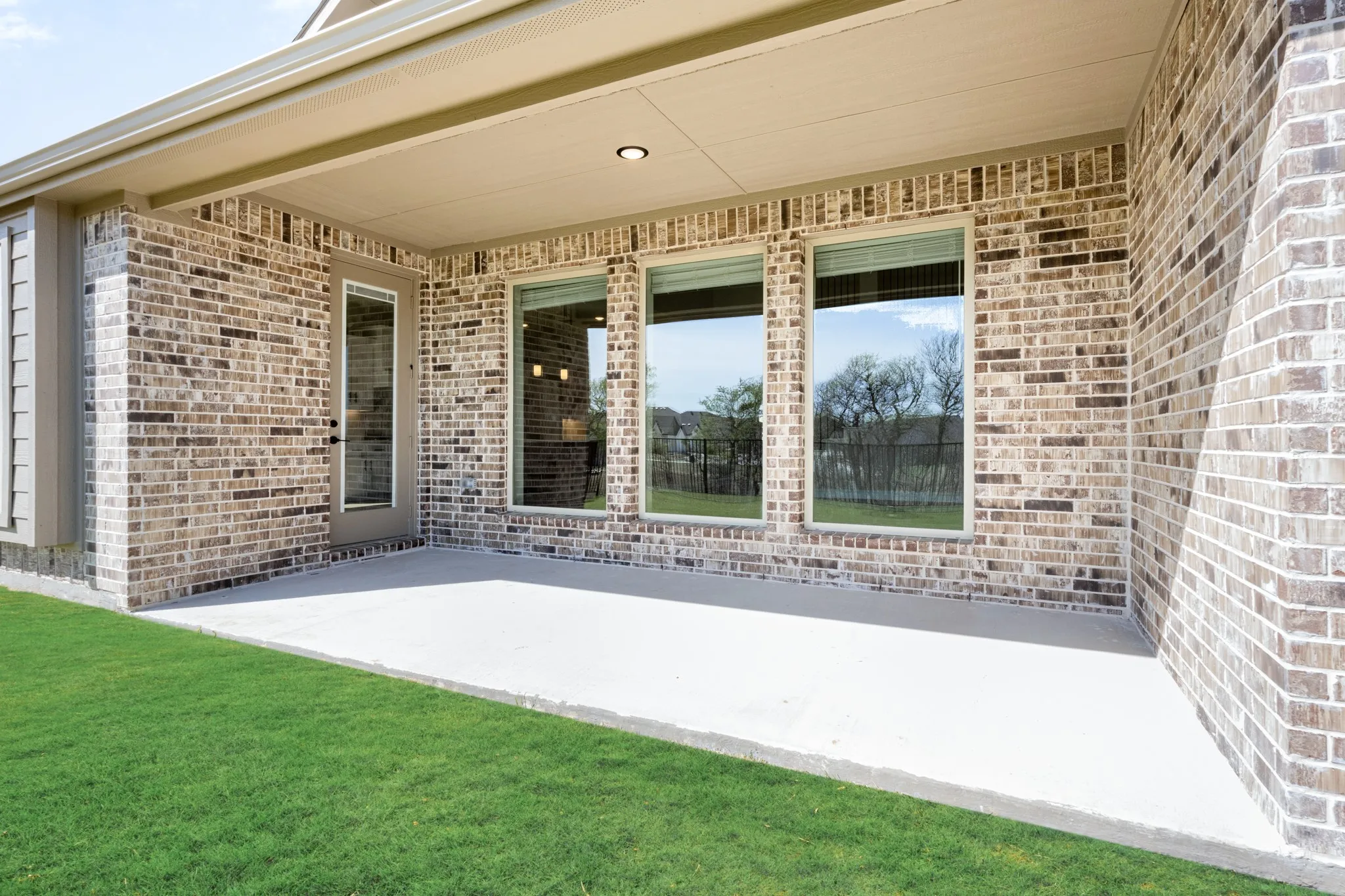 Single Family Residence For Sale in Denton County , 1306 Parkmont Court, Justin, Texas 76247, 5 Bedroom, 4 Bathroom, 2 Garage spaces, 3,485 Sqft, built in 2026, New Construction - Complete, mls#21157912, Real Estate Agent in Justin, Homes For Sale in Denton county, Homes For Sale in Justin, Realtor in Justin Texas, Real Estate Brokerage Independent Realty Texas, Luminita Cordes Realtor