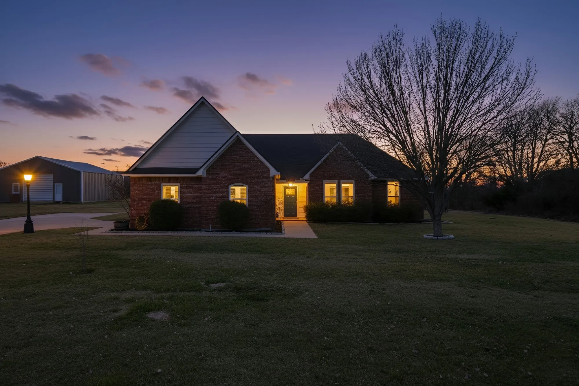 Single Family Residence For Sale in Collin County , 2051 Florence Drive, Princeton, Texas 75407, 3 Bedroom, 2 Bathroom, 2 Garage spaces, 2,002 Sqft, built in 2006, mls#21159040, Real Estate Agent in Princeton, Homes For Sale in Collin county, Homes For Sale in Princeton, Realtor in Princeton Texas, Real Estate Brokerage Independent Realty Texas, Luminita Cordes Realtor