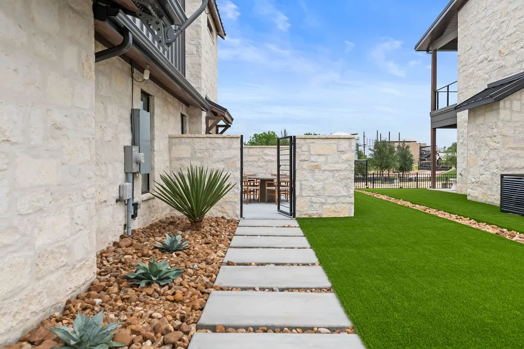 Single Family Residence For Sale in Erath County , 375 Emma Jean Trail, Iredell, Texas 76649, 3 Bedrooms, 4 Bathrooms, Garage spaces, 2,290 Sqft, built in 2026, New Construction - Incomplete, Price $1,675,000, mls#21146474, Real Estate Agent in Iredell, Homes For Sale in Erath county, Homes For Sale in Iredell, Realtor in Iredell Texas, Real Estate Brokerage Independent Realty Texas, Luminita Cordes Realtor