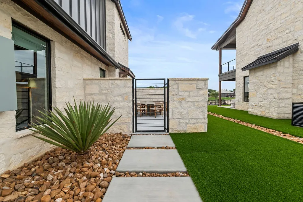 Single Family Residence For Sale in Erath County , 375 Emma Jean Trail, Iredell, Texas 76649, 3 Bedrooms, 4 Bathrooms, Garage spaces, 2,290 Sqft, built in 2026, New Construction - Incomplete, Price $1,675,000, mls#21146474, Real Estate Agent in Iredell, Homes For Sale in Erath county, Homes For Sale in Iredell, Realtor in Iredell Texas, Real Estate Brokerage Independent Realty Texas, Luminita Cordes Realtor