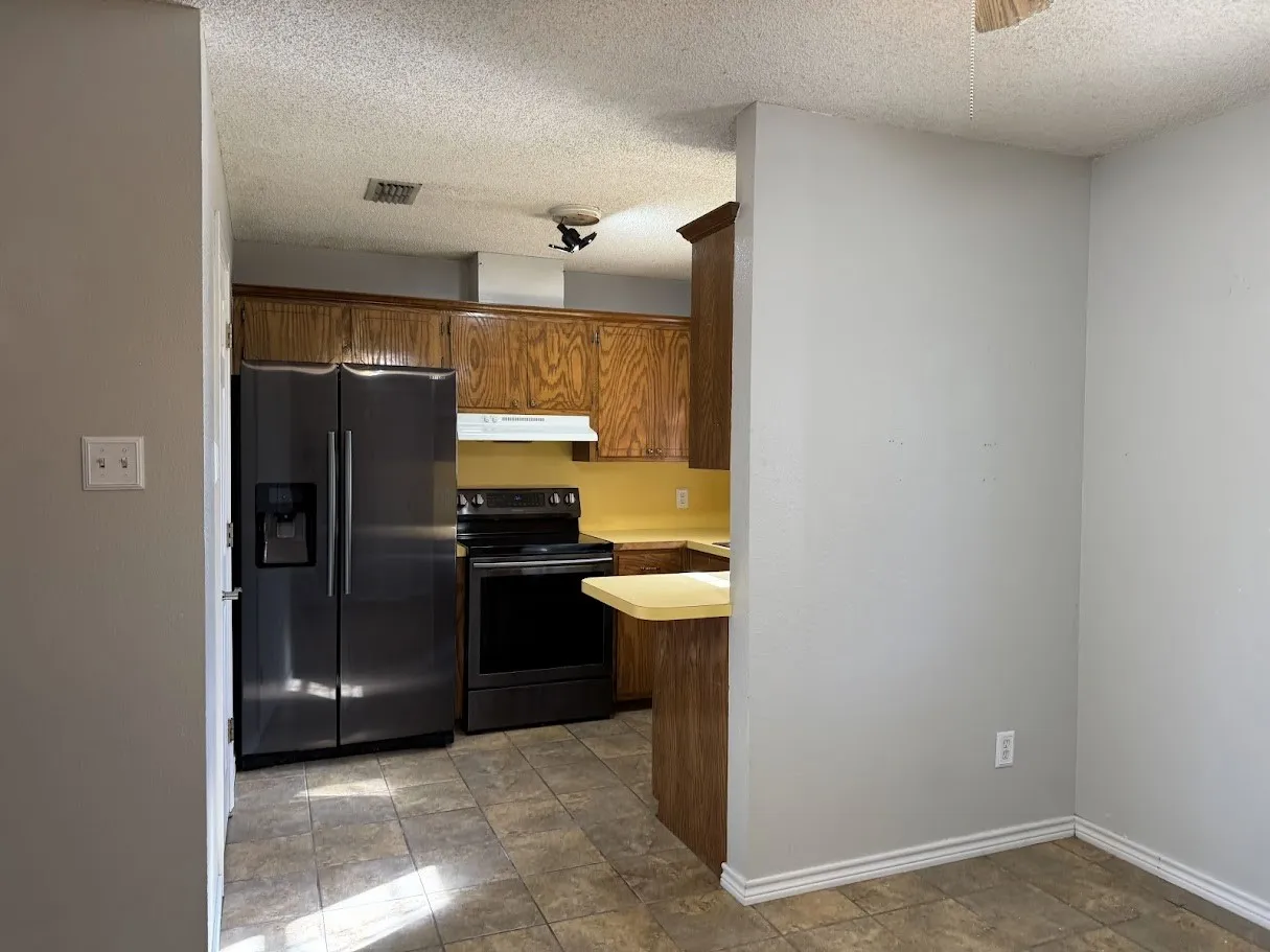Single Family Residence For Sale in Anderson County , 2010 Salt Works Road, Palestine, Texas 75803, 3 Bedroom, 2 Bathroom, 1 Garage spaces, 1,296 Sqft, built in 2000, mls#21159108, Real Estate Agent in Palestine, Homes For Sale in Anderson county, Homes For Sale in Palestine, Realtor in Palestine Texas, Real Estate Brokerage Independent Realty Texas, Luminita Cordes Realtor