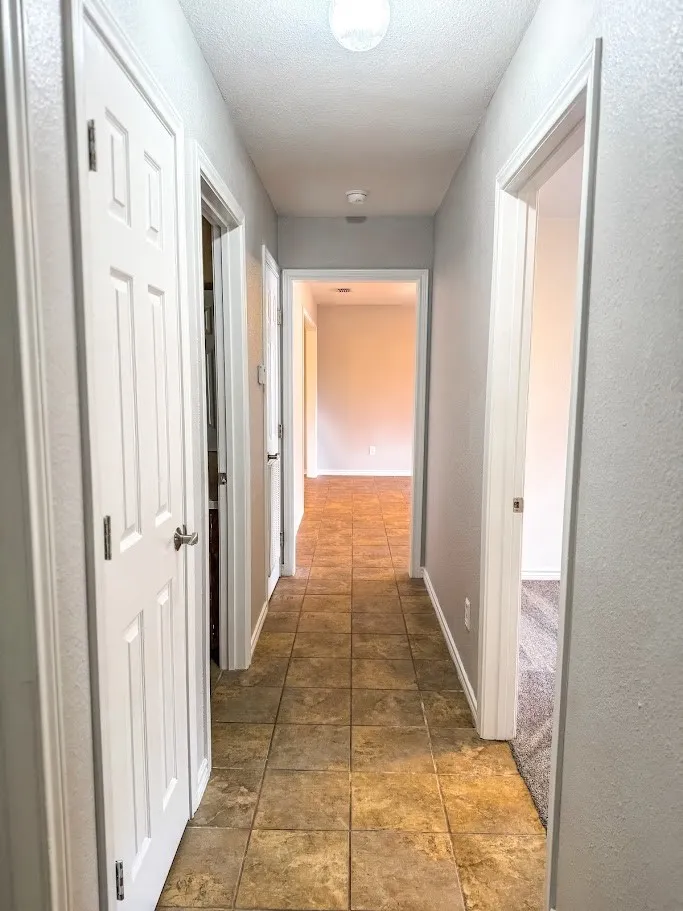 Single Family Residence For Sale in Anderson County , 2010 Salt Works Road, Palestine, Texas 75803, 3 Bedroom, 2 Bathroom, 1 Garage spaces, 1,296 Sqft, built in 2000, mls#21159108, Real Estate Agent in Palestine, Homes For Sale in Anderson county, Homes For Sale in Palestine, Realtor in Palestine Texas, Real Estate Brokerage Independent Realty Texas, Luminita Cordes Realtor