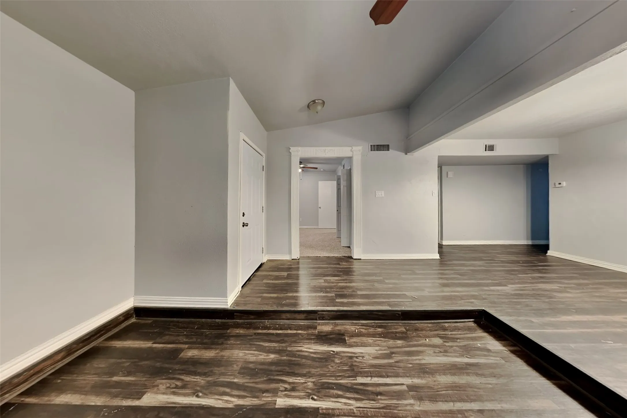Single Family Residence For Sale in Denton County , 1711 Chesterfield Drive, Carrollton, Texas 75007, 4 Bedroom, 2 Bathroom, 2 Garage spaces, 2,069 Sqft, built in 1977, Preowned, mls#21159220, Real Estate Agent in Carrollton, Homes For Sale in Denton county, Homes For Sale in Carrollton, Realtor in Carrollton Texas, Real Estate Brokerage Independent Realty Texas, Luminita Cordes Realtor