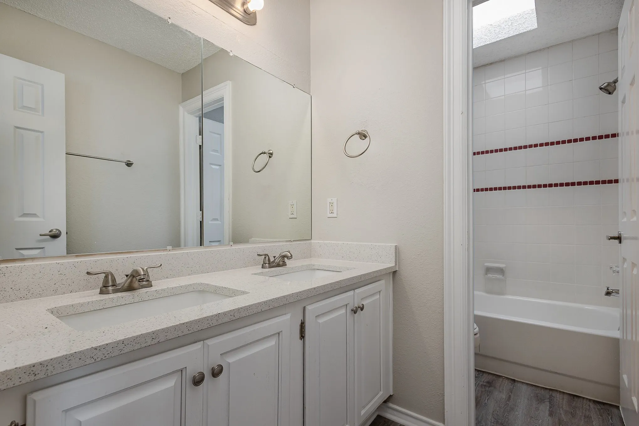 Single Family Residence For Sale in Collin County , 4316 N Capistrano Drive, Dallas, Texas 75287, 3 Bedroom, 3 Bathroom, 2 Garage spaces, 2,087 Sqft, built in 1988, Preowned, mls#21159319, Real Estate Agent in Dallas, Homes For Sale in Collin county, Homes For Sale in Dallas, Realtor in Dallas Texas, Real Estate Brokerage Independent Realty Texas, Luminita Cordes Realtor