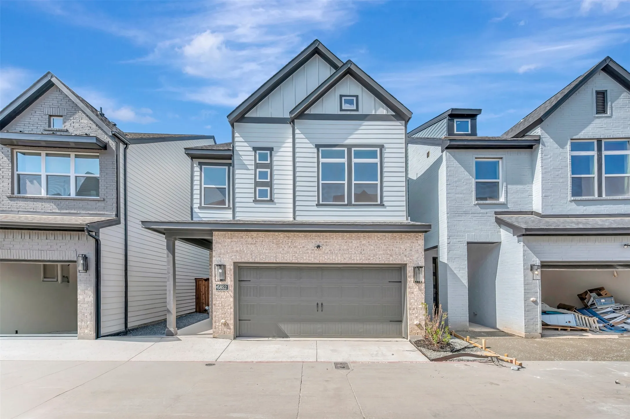Single Family Residence For Sale in Tarrant County , 5852 Water Bridge Lane, Fort Worth, Texas 76109, 3 Bedroom, 3 Bathroom, 2 Garage spaces, 1,961 Sqft, built in 2025, mls#21159408, Real Estate Agent in Fort Worth, Homes For Sale in Tarrant county, Homes For Sale in Fort Worth, Realtor in Fort Worth Texas, Real Estate Brokerage Independent Realty Texas, Luminita Cordes Realtor