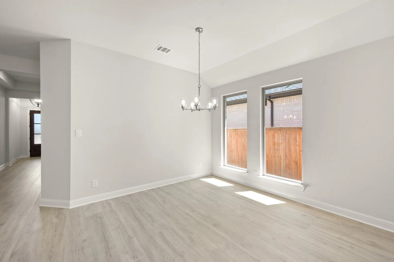 1409 Ripple Glass- Dining-1