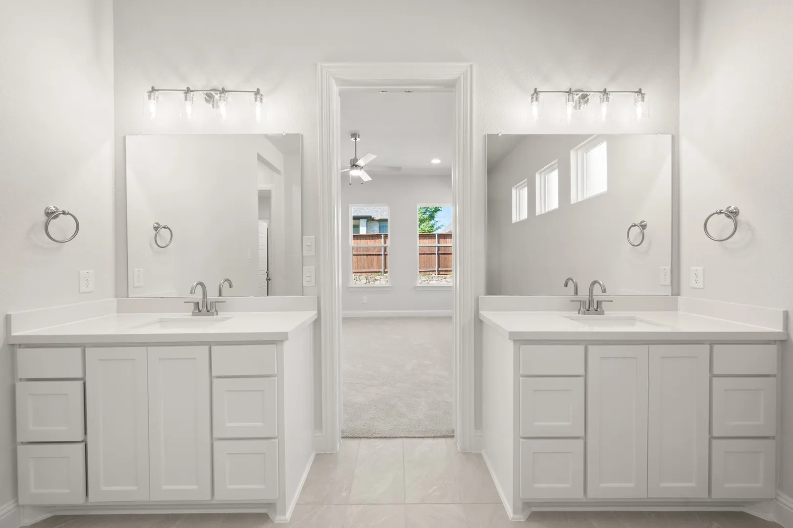 1417 Ripple Glass- Primary Suite-6