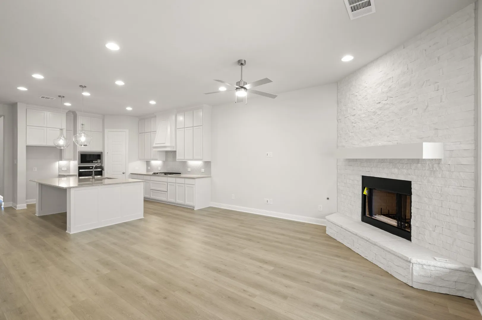 1417 Ripple Glass- Living Room-1