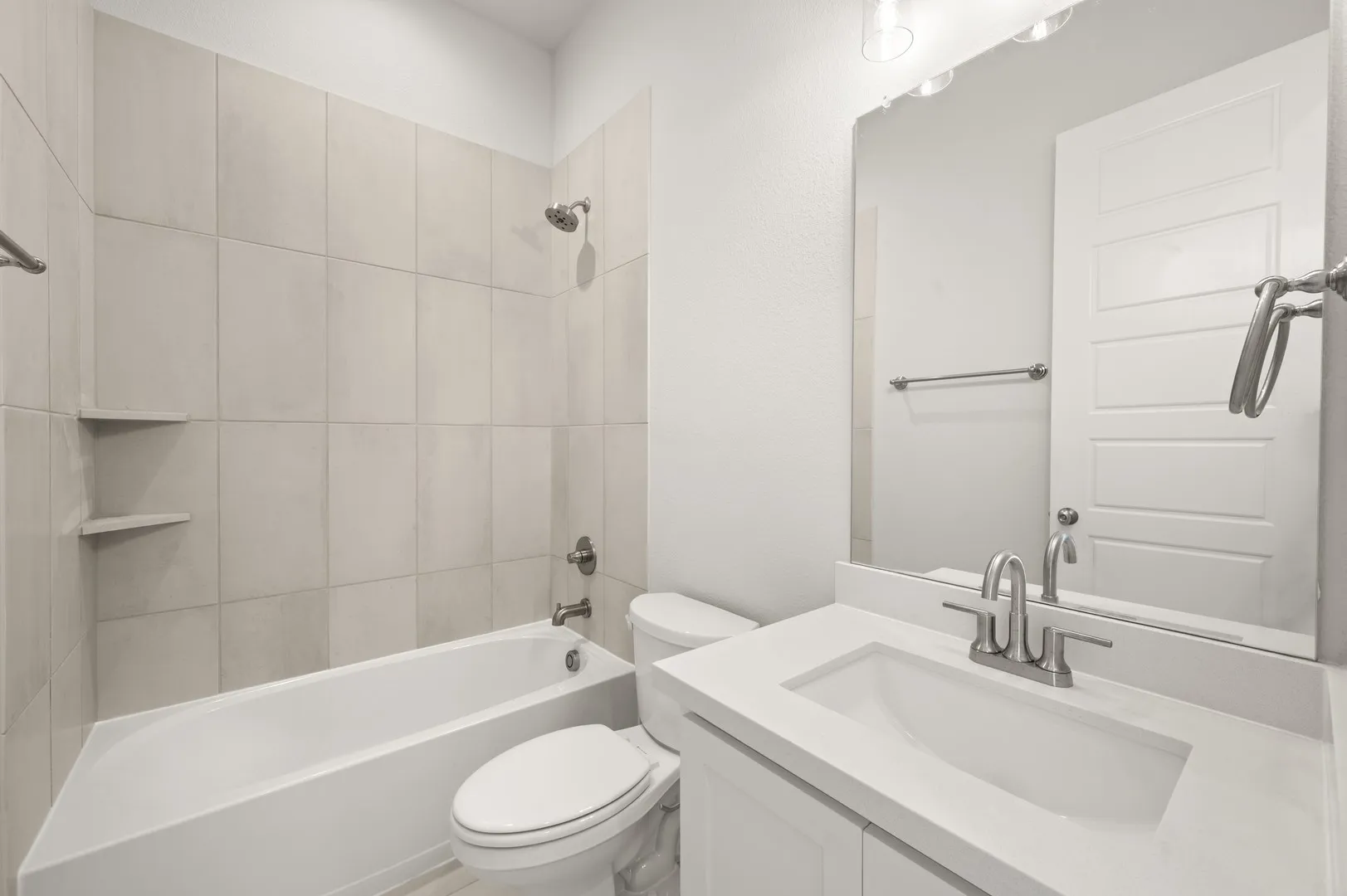 1417 Ripple Glass- Bathroom-1