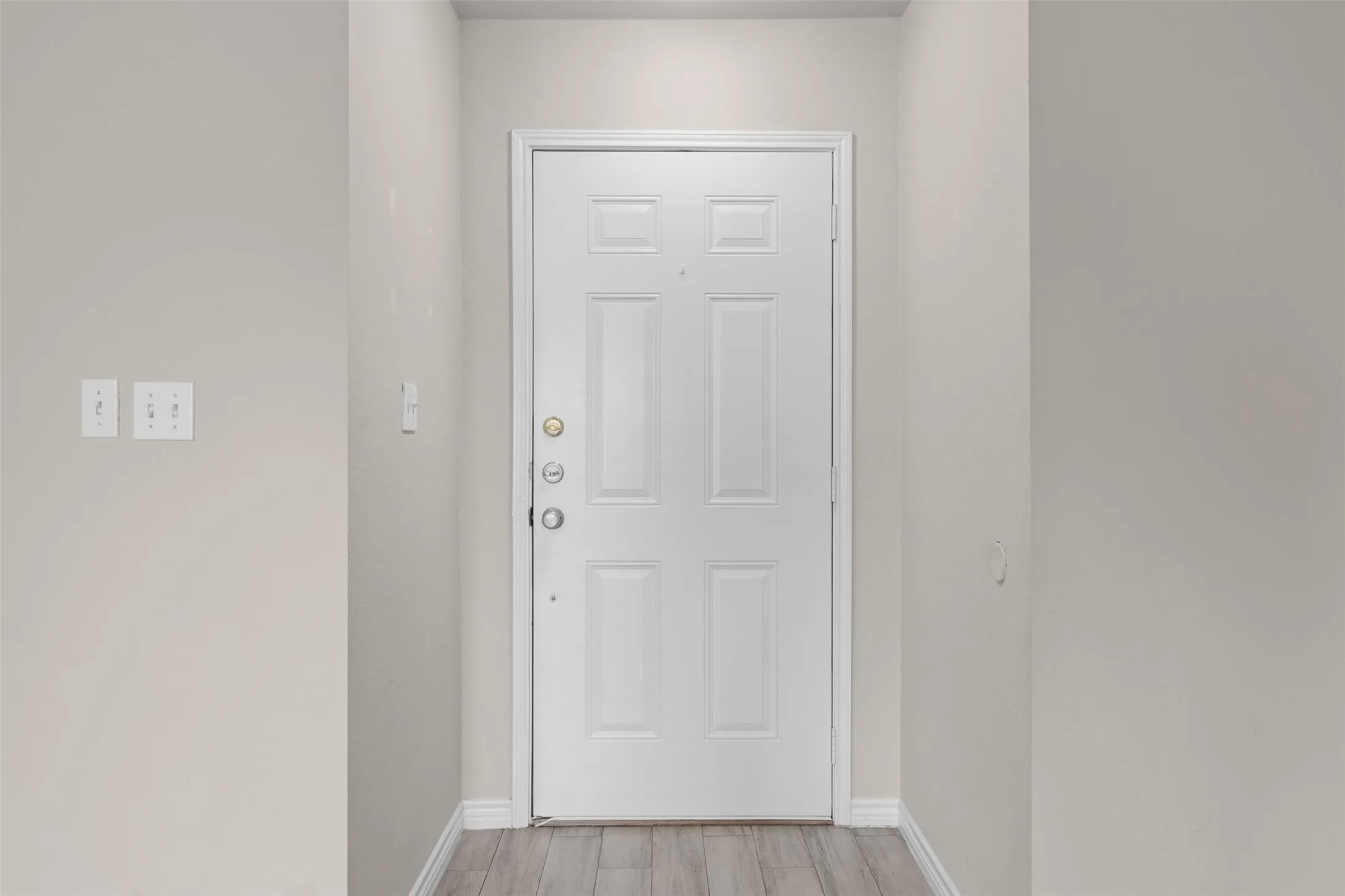 Single Family Residence For Sale in Denton County , 503 Caddell Street, Aubrey, Texas 76227, 3 Bedrooms, 2 Bathrooms, 1 Garage spaces, 1,408 Sqft, built in 2006, Price $289,900, mls#21159777, Real Estate Agent in Aubrey, Homes For Sale in Denton county, Homes For Sale in Aubrey, Realtor in Aubrey Texas, Real Estate Brokerage Independent Realty Texas, Luminita Cordes Realtor