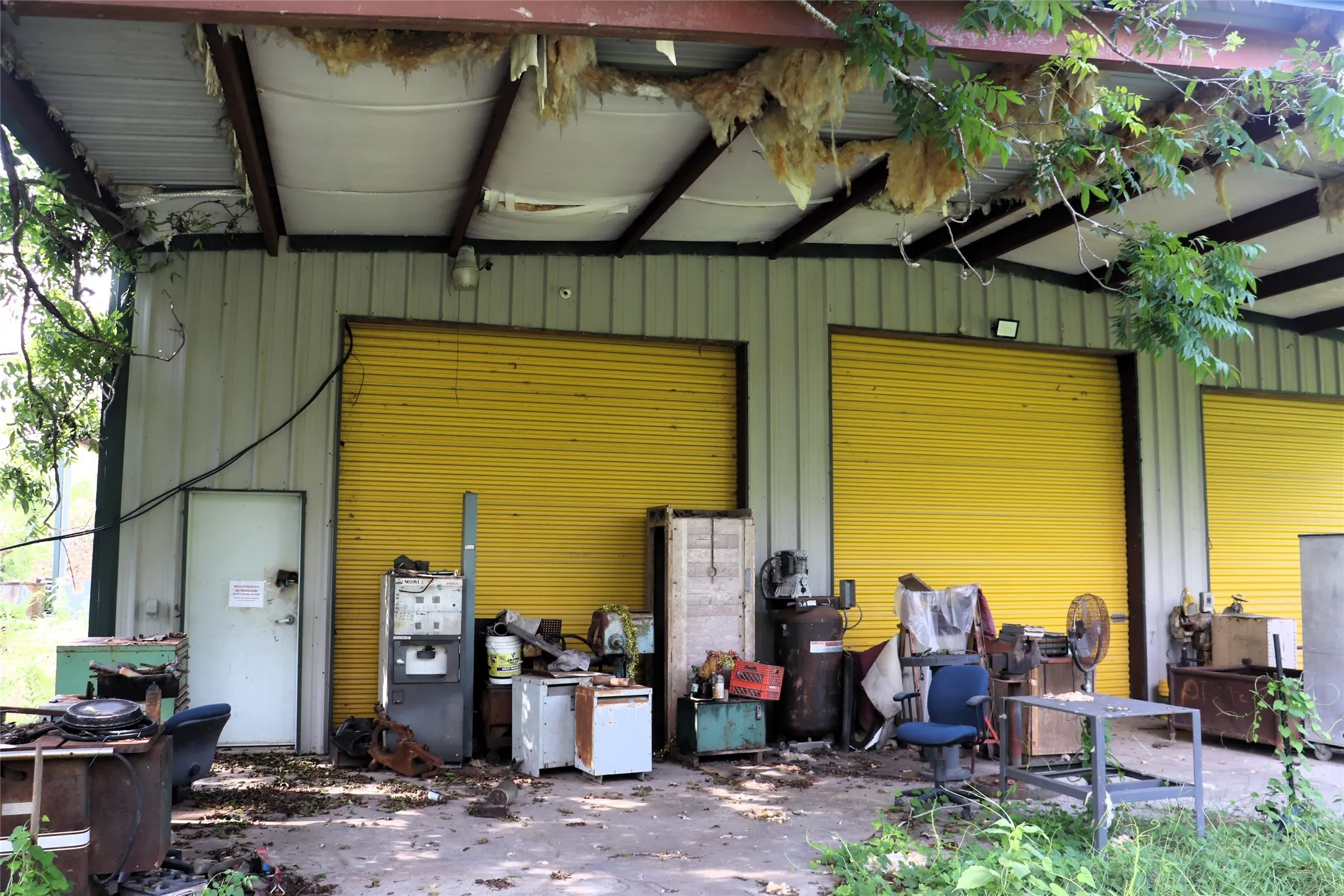Warehouse For Sale in Harris County , 427 Procter Road, Baytown, Texas 77521, 0, 0, Garage spaces, 0 Sqft, built in 2008, Preowned, Price $849,500, mls#21156846, Real Estate Agent in Baytown, Homes For Sale in Harris county, Homes For Sale in Baytown, Realtor in Baytown Texas, Real Estate Brokerage Independent Realty Texas, Luminita Cordes Realtor