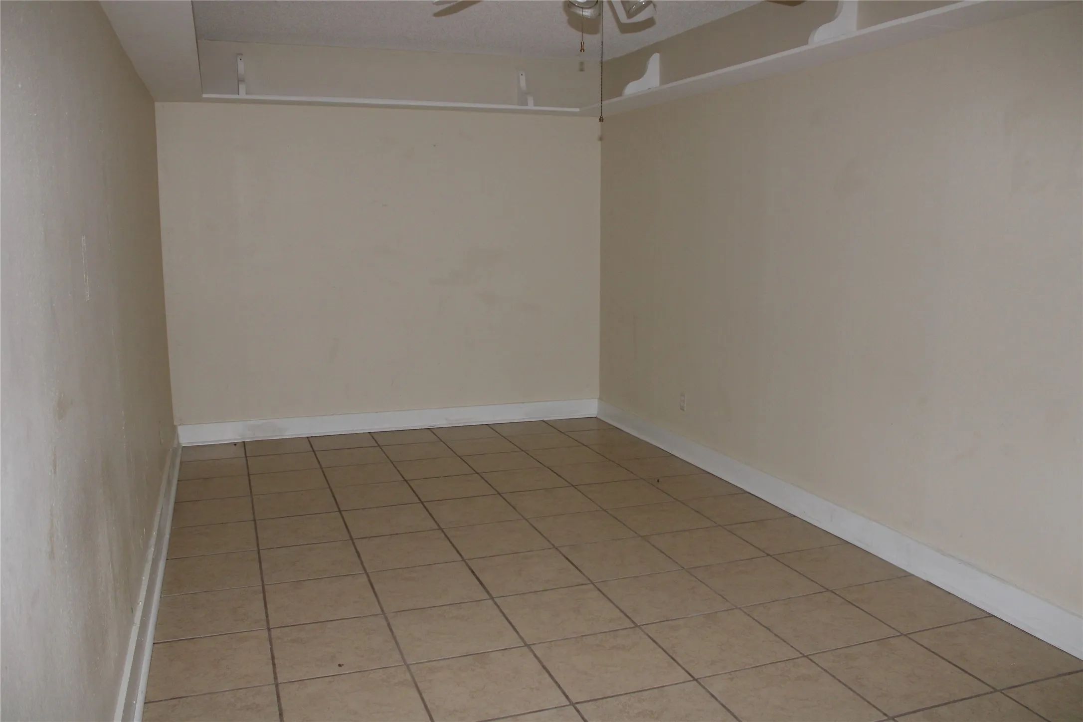 Duplex For Sale in Johnson County , 613 Renfro Street, Burleson, Texas 76028, 5 Bedroom, 4 Bathroom, 1 Garage spaces, 2,256 Sqft, built in 1981, Preowned, mls#21159866, Real Estate Agent in Burleson, Homes For Sale in Johnson county, Homes For Sale in Burleson, Realtor in Burleson Texas, Real Estate Brokerage Independent Realty Texas, Luminita Cordes Realtor