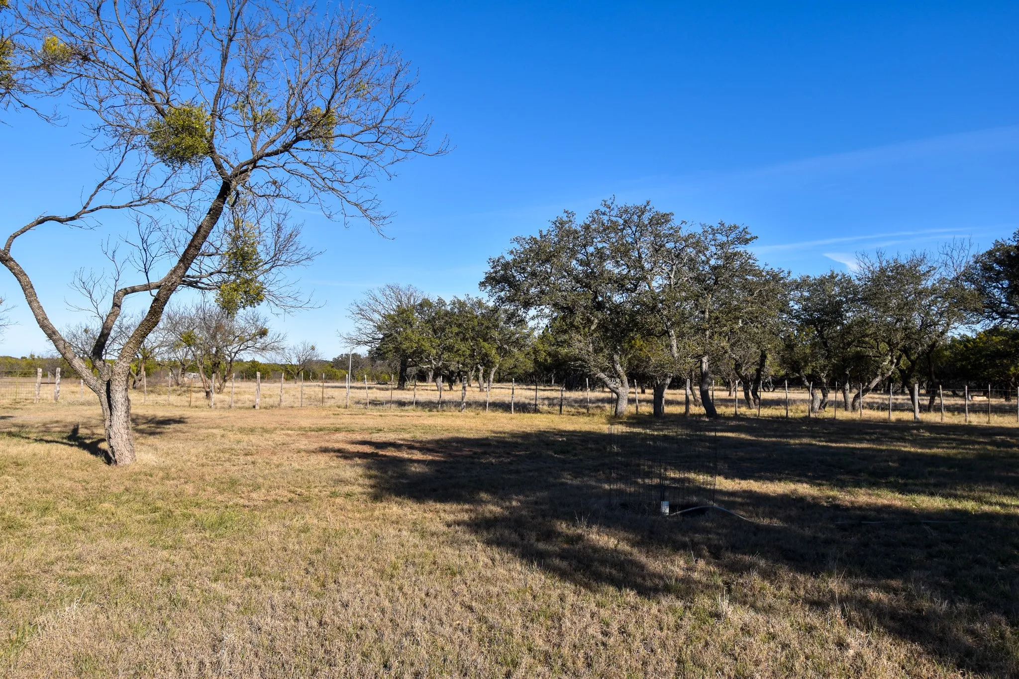 Mobile Home For Sale in Mc Culloch County , 1358 Fm 2315, Rochelle, Texas 76872, 3 Bedrooms, 2 Bathrooms, 2 Garage spaces, 1,560 Sqft, built in 2001, Price $350,000, mls#21159915, Real Estate Agent in Rochelle, Homes For Sale in Mc Culloch county, Homes For Sale in Rochelle, Realtor in Rochelle Texas, Real Estate Brokerage Independent Realty Texas, Luminita Cordes Realtor