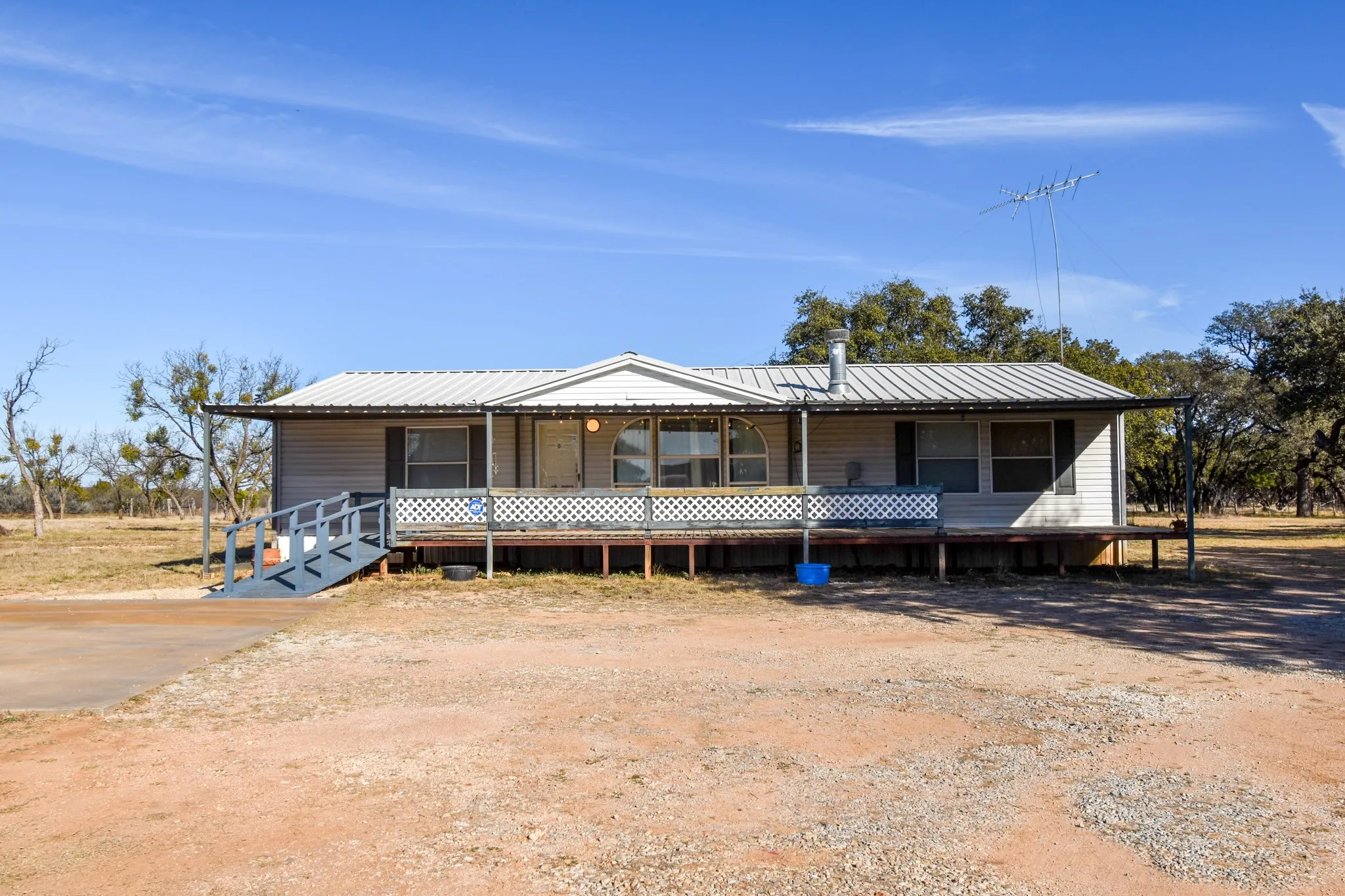 Mobile Home For Sale in Mc Culloch County , 1358 Fm 2315, Rochelle, Texas 76872, 3 Bedrooms, 2 Bathrooms, 2 Garage spaces, 1,560 Sqft, built in 2001, Price $350,000, mls#21159915, Real Estate Agent in Rochelle, Homes For Sale in Mc Culloch county, Homes For Sale in Rochelle, Realtor in Rochelle Texas, Real Estate Brokerage Independent Realty Texas, Luminita Cordes Realtor