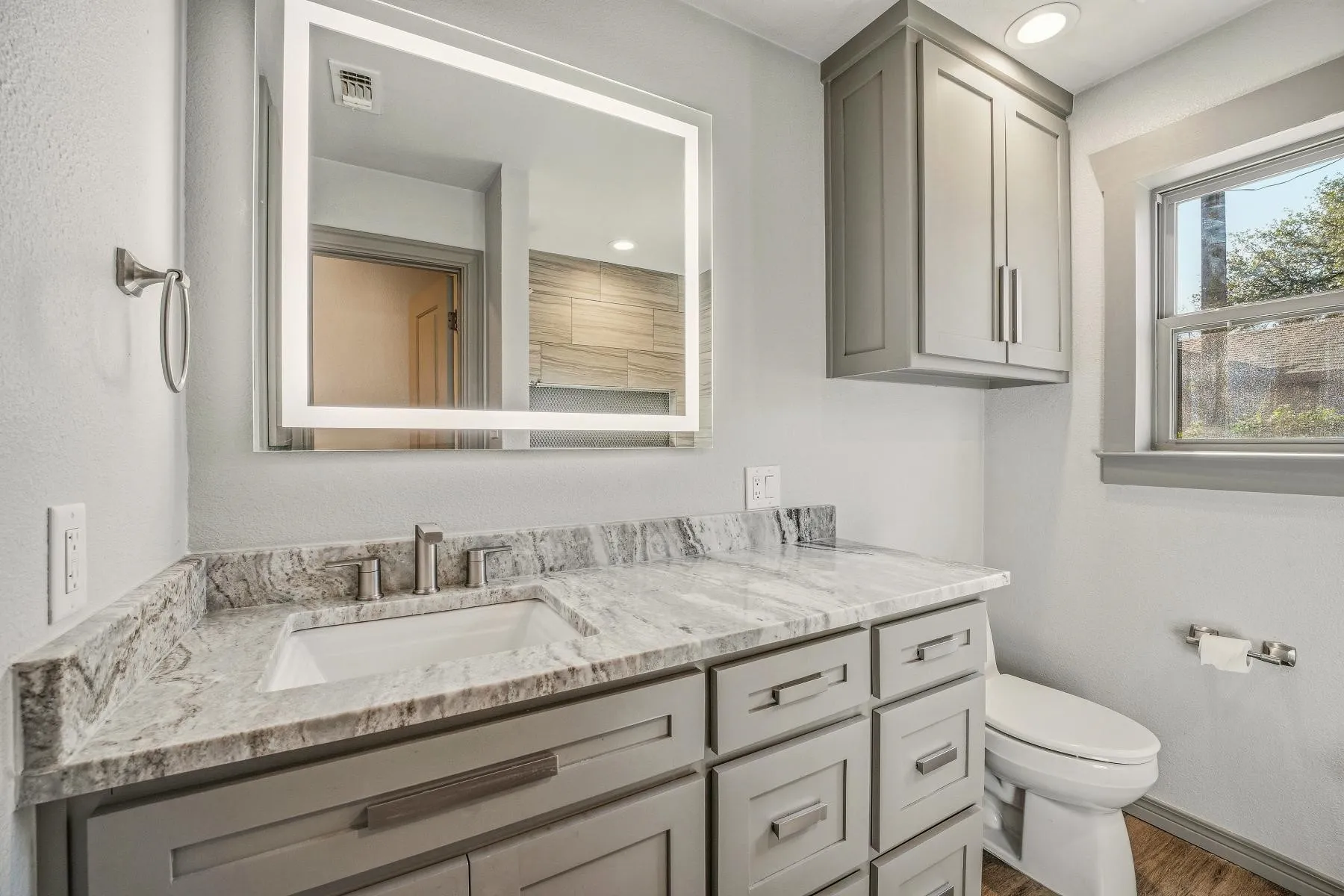Single Family Residence For Sale in Palo Pinto County , 7 NW Ann Road, Mineral Wells, Texas 76067, 3 Bedroom, 2 Bathroom, 2 Garage spaces, 1,644 Sqft, built in 1965, Preowned, mls#21159535, Real Estate Agent in Mineral Wells, Homes For Sale in Palo Pinto county, Homes For Sale in Mineral Wells, Realtor in Mineral Wells Texas, Real Estate Brokerage Independent Realty Texas, Luminita Cordes Realtor