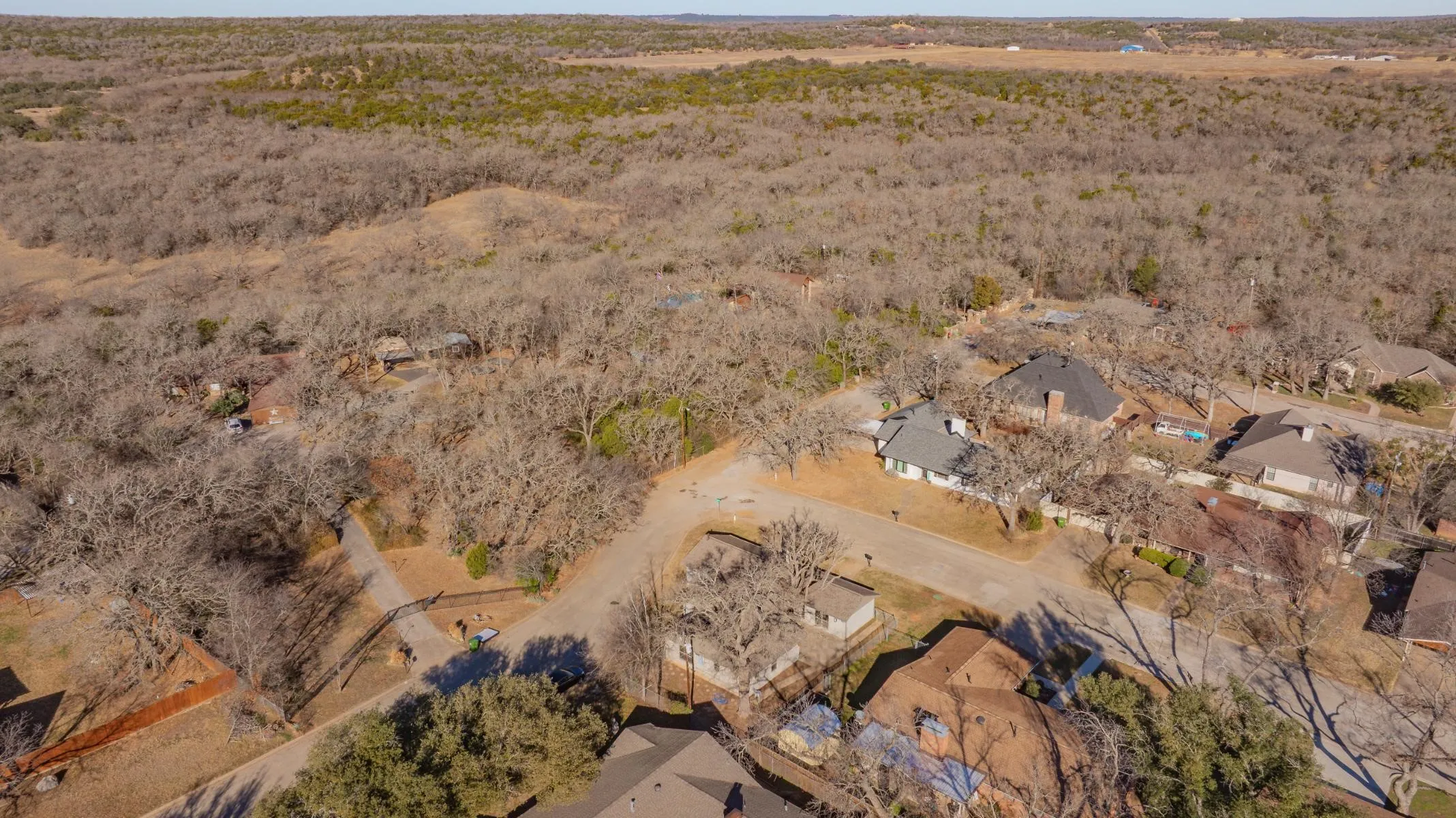 Single Family Residence For Sale in Palo Pinto County , 7 NW Ann Road, Mineral Wells, Texas 76067, 3 Bedroom, 2 Bathroom, 2 Garage spaces, 1,644 Sqft, built in 1965, Preowned, mls#21159535, Real Estate Agent in Mineral Wells, Homes For Sale in Palo Pinto county, Homes For Sale in Mineral Wells, Realtor in Mineral Wells Texas, Real Estate Brokerage Independent Realty Texas, Luminita Cordes Realtor