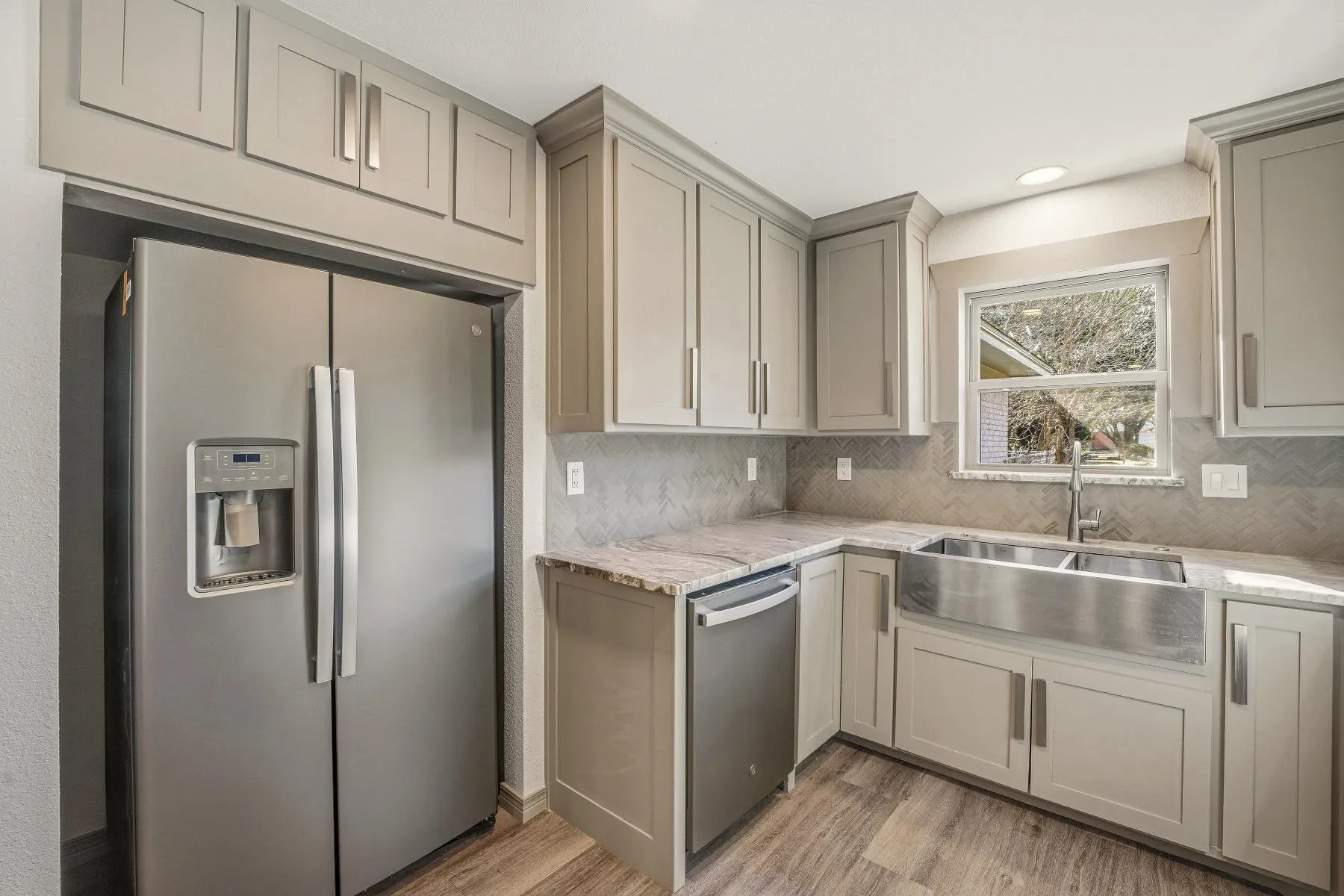 Single Family Residence For Sale in Palo Pinto County , 7 NW Ann Road, Mineral Wells, Texas 76067, 3 Bedroom, 2 Bathroom, 2 Garage spaces, 1,644 Sqft, built in 1965, Preowned, mls#21159535, Real Estate Agent in Mineral Wells, Homes For Sale in Palo Pinto county, Homes For Sale in Mineral Wells, Realtor in Mineral Wells Texas, Real Estate Brokerage Independent Realty Texas, Luminita Cordes Realtor