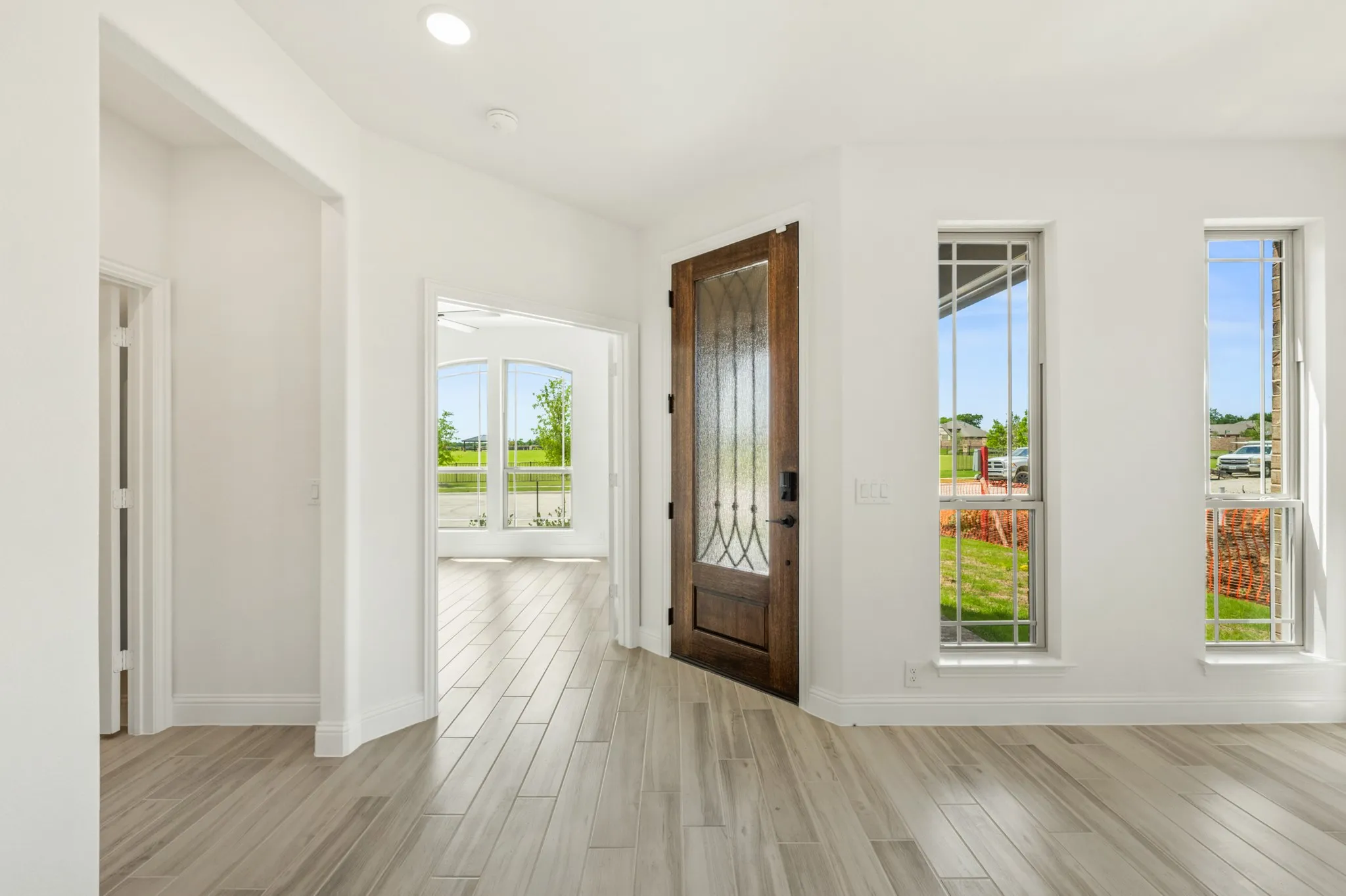 Single Family Residence For Sale in Ellis County , 925 Cannes Drive, Red Oak, Texas 75154, 4 Bedroom, 4 Bathroom, 2 Garage spaces, 3,436 Sqft, built in 2025, New Construction - Complete, mls#21160000, Real Estate Agent in Red Oak, Homes For Sale in Ellis county, Homes For Sale in Red Oak, Realtor in Red Oak Texas, Real Estate Brokerage Independent Realty Texas, Luminita Cordes Realtor