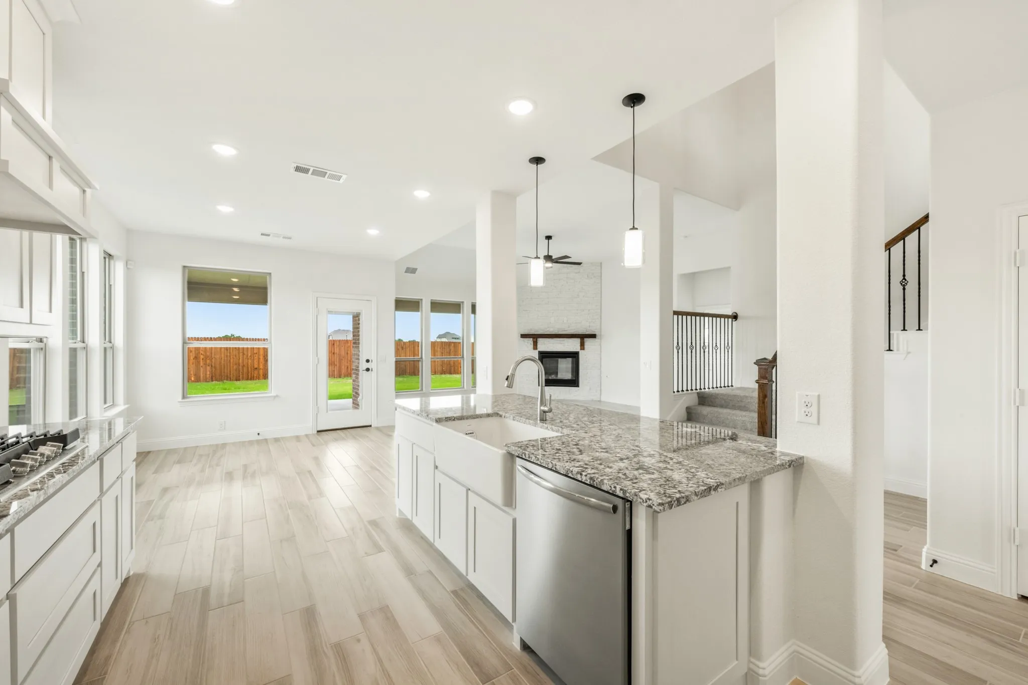 Single Family Residence For Sale in Ellis County , 925 Cannes Drive, Red Oak, Texas 75154, 4 Bedroom, 4 Bathroom, 2 Garage spaces, 3,436 Sqft, built in 2025, New Construction - Complete, mls#21160000, Real Estate Agent in Red Oak, Homes For Sale in Ellis county, Homes For Sale in Red Oak, Realtor in Red Oak Texas, Real Estate Brokerage Independent Realty Texas, Luminita Cordes Realtor