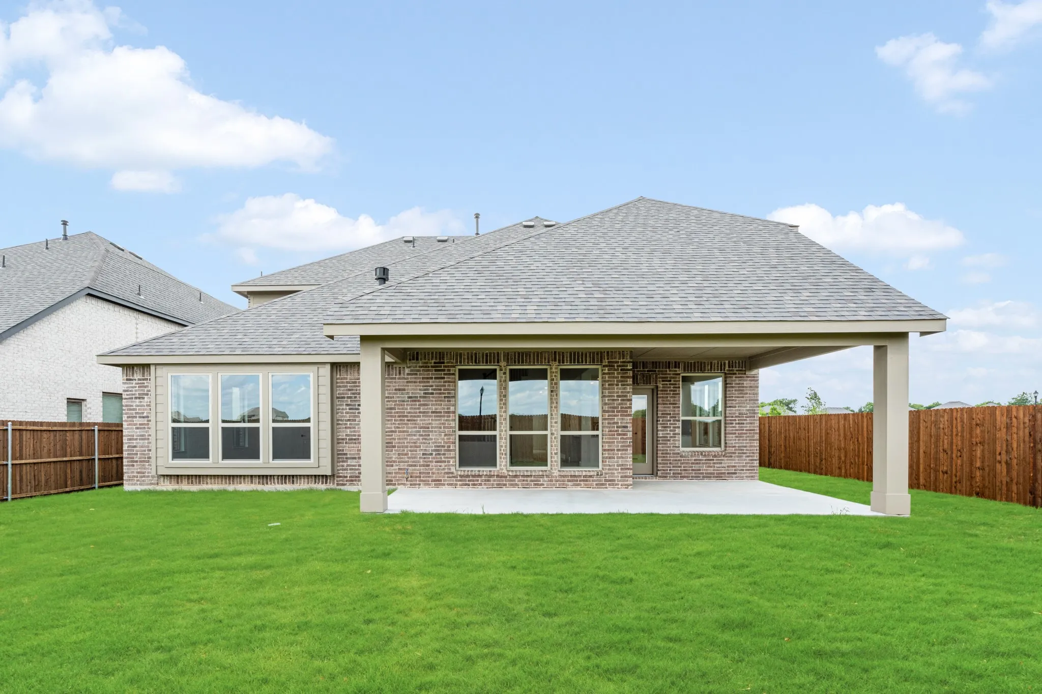 Single Family Residence For Sale in Ellis County , 925 Cannes Drive, Red Oak, Texas 75154, 4 Bedroom, 4 Bathroom, 2 Garage spaces, 3,436 Sqft, built in 2025, New Construction - Complete, mls#21160000, Real Estate Agent in Red Oak, Homes For Sale in Ellis county, Homes For Sale in Red Oak, Realtor in Red Oak Texas, Real Estate Brokerage Independent Realty Texas, Luminita Cordes Realtor